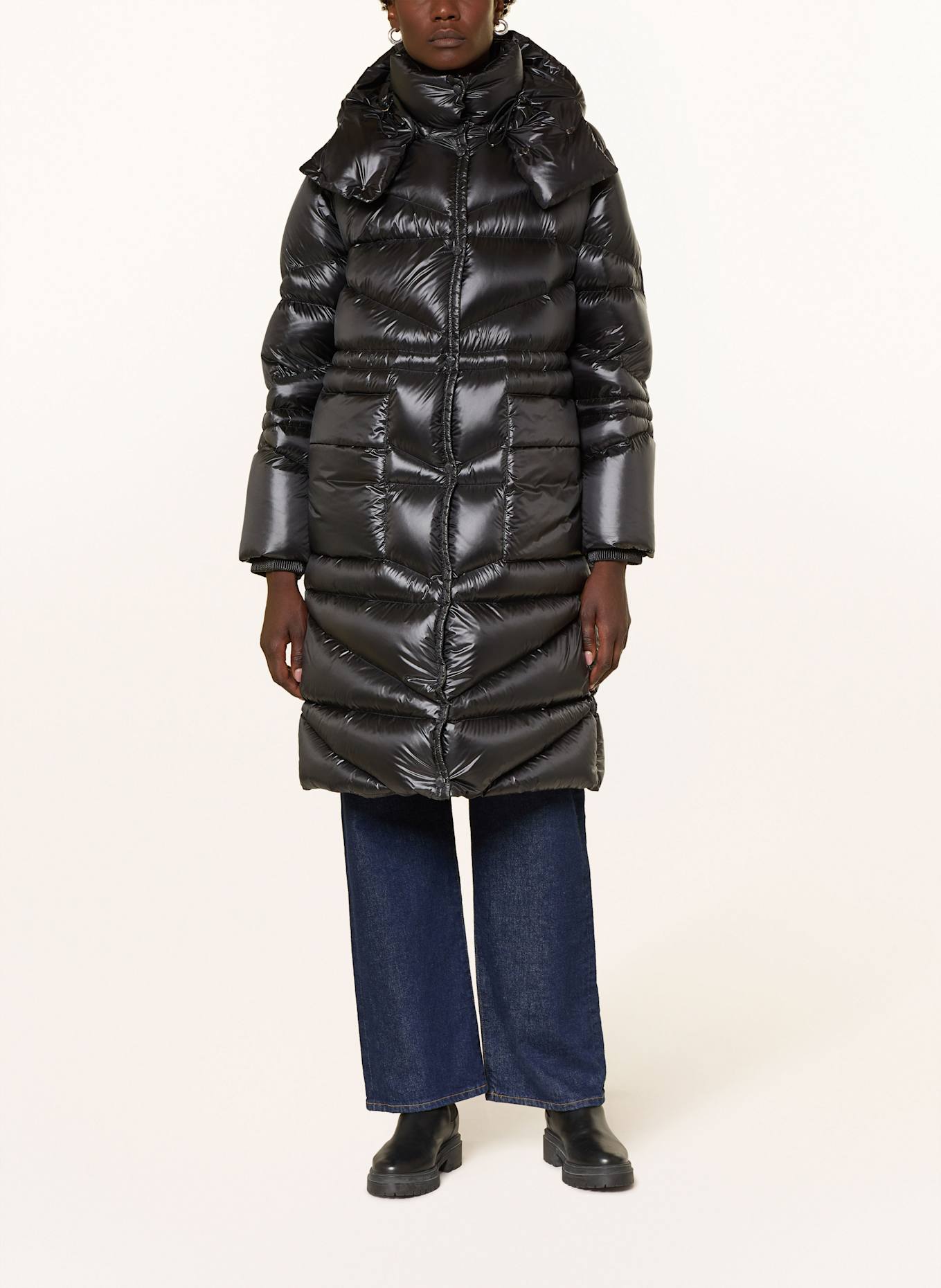 BOGNER Daunenmantel BEATE-D1 mit abnehmbarer Kapuze: SCHWARZ