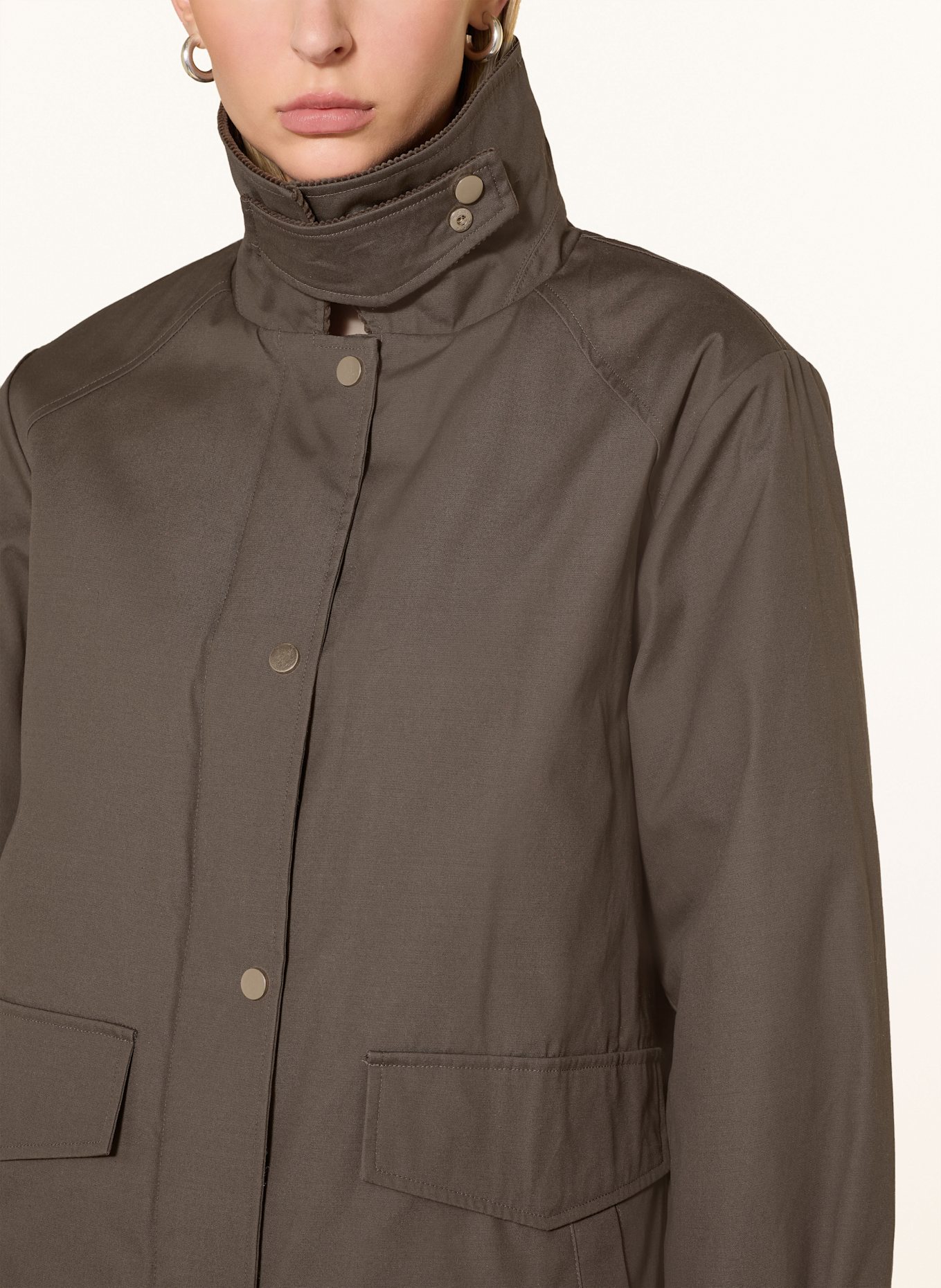 darling harbour Fieldjacket: DARK OLIVE
