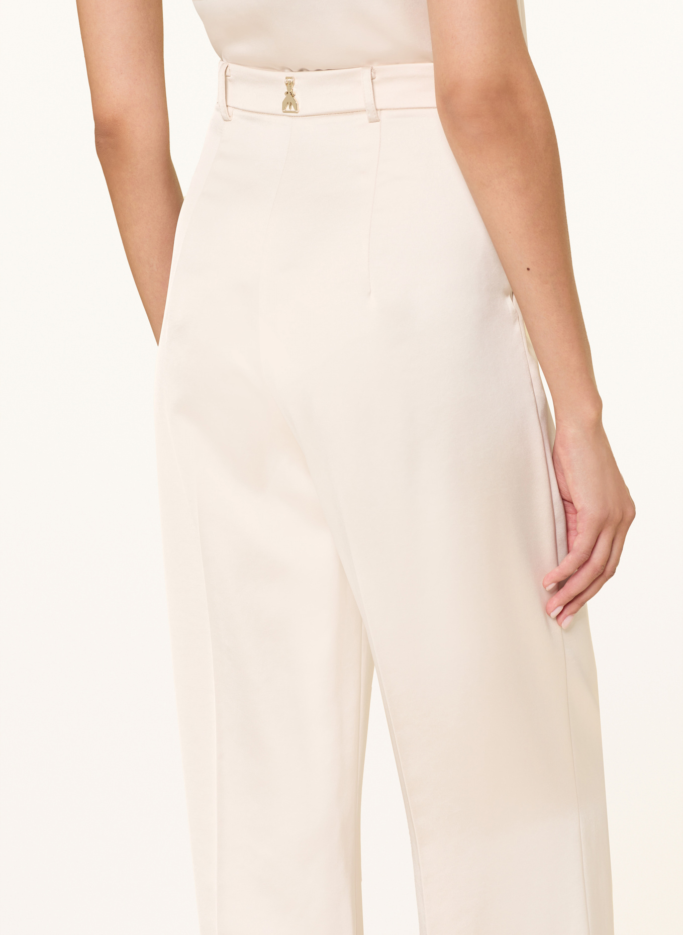 PATRIZIA PEPE Marlenehose aus Satin: CREME