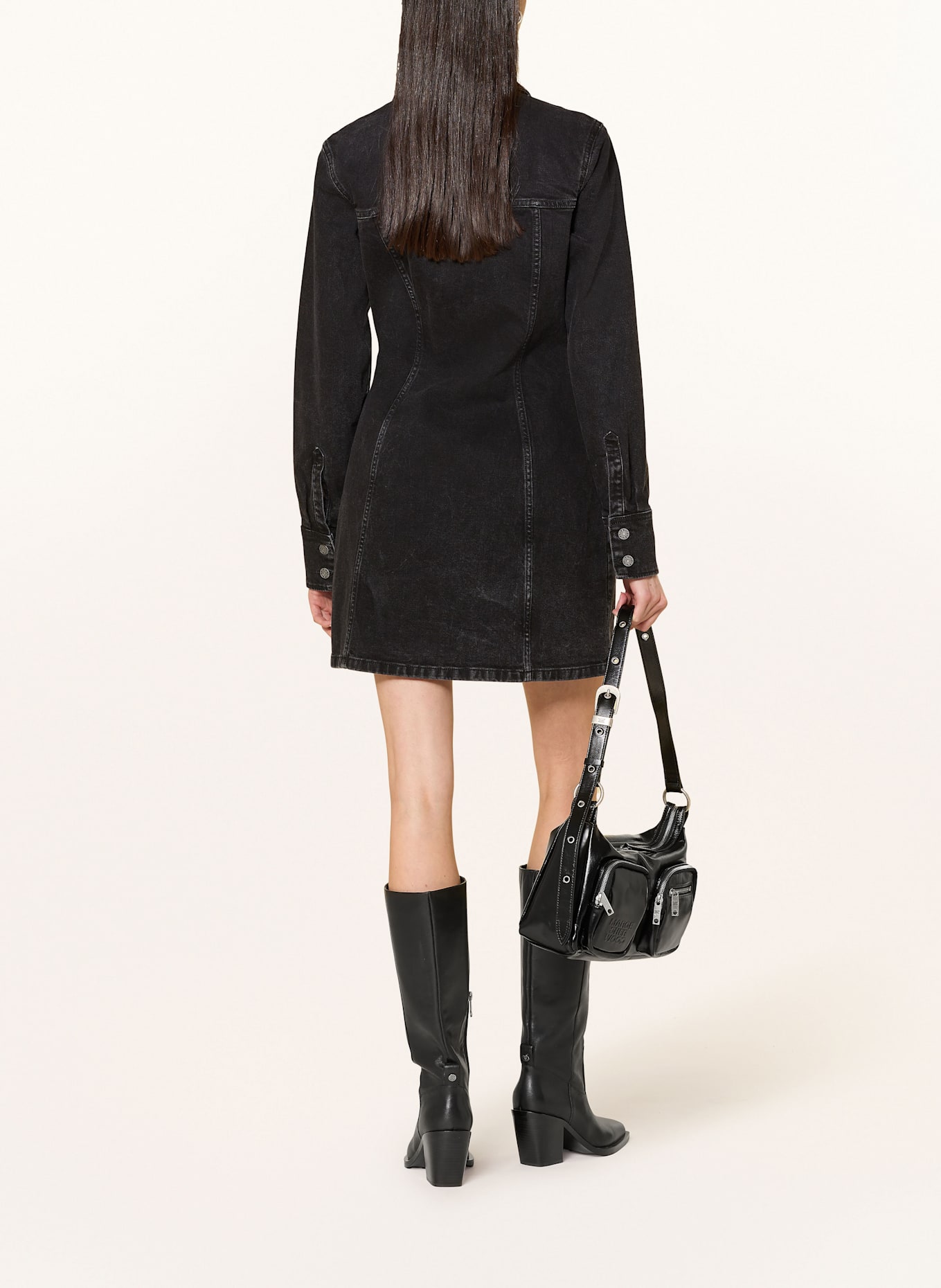 GUESS JEANS Jeanskleid: SCHWARZ