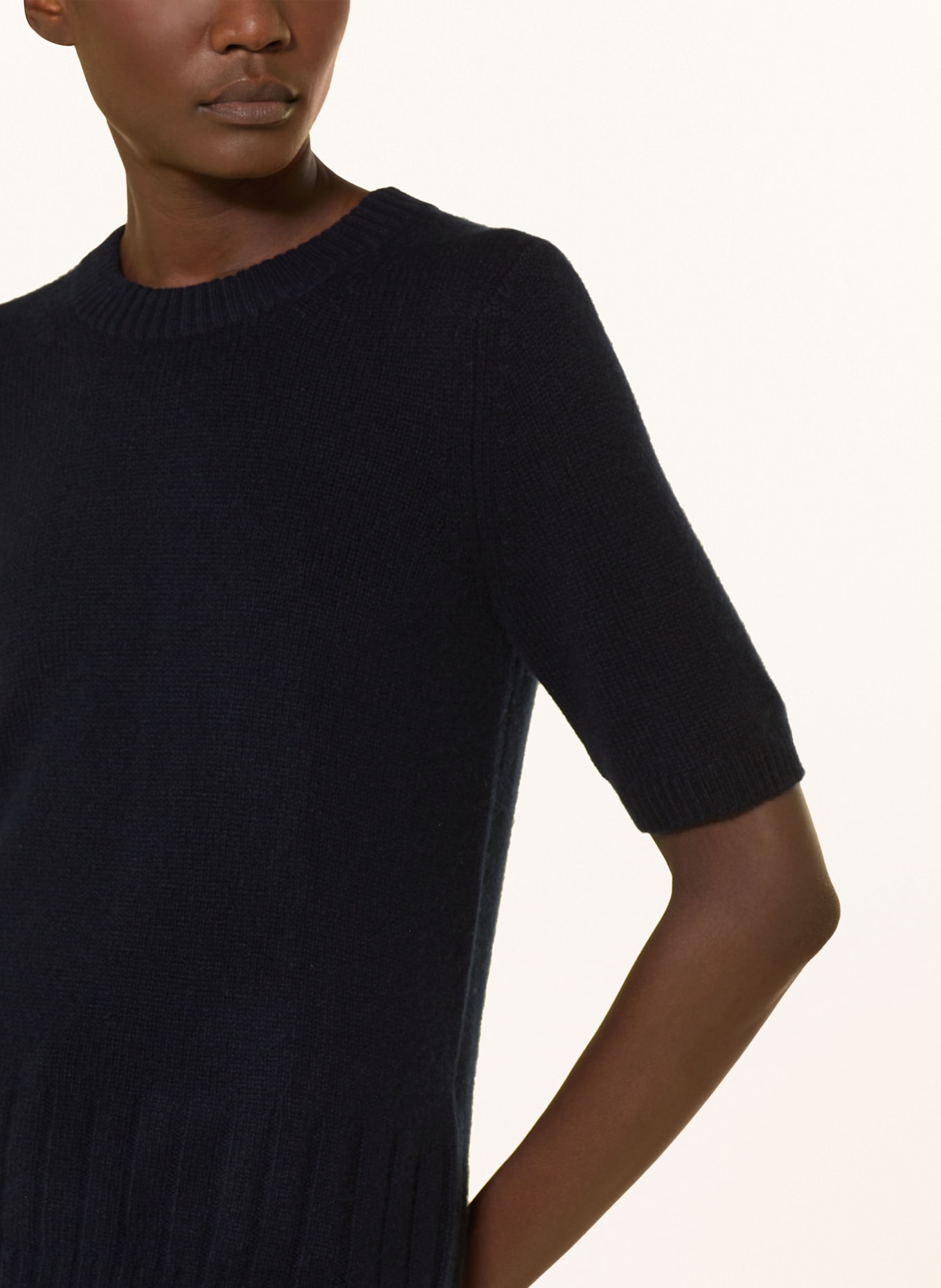 (THE MERCER) N.Y. Strickshirt aus Cashmere: DUNKELBLAU