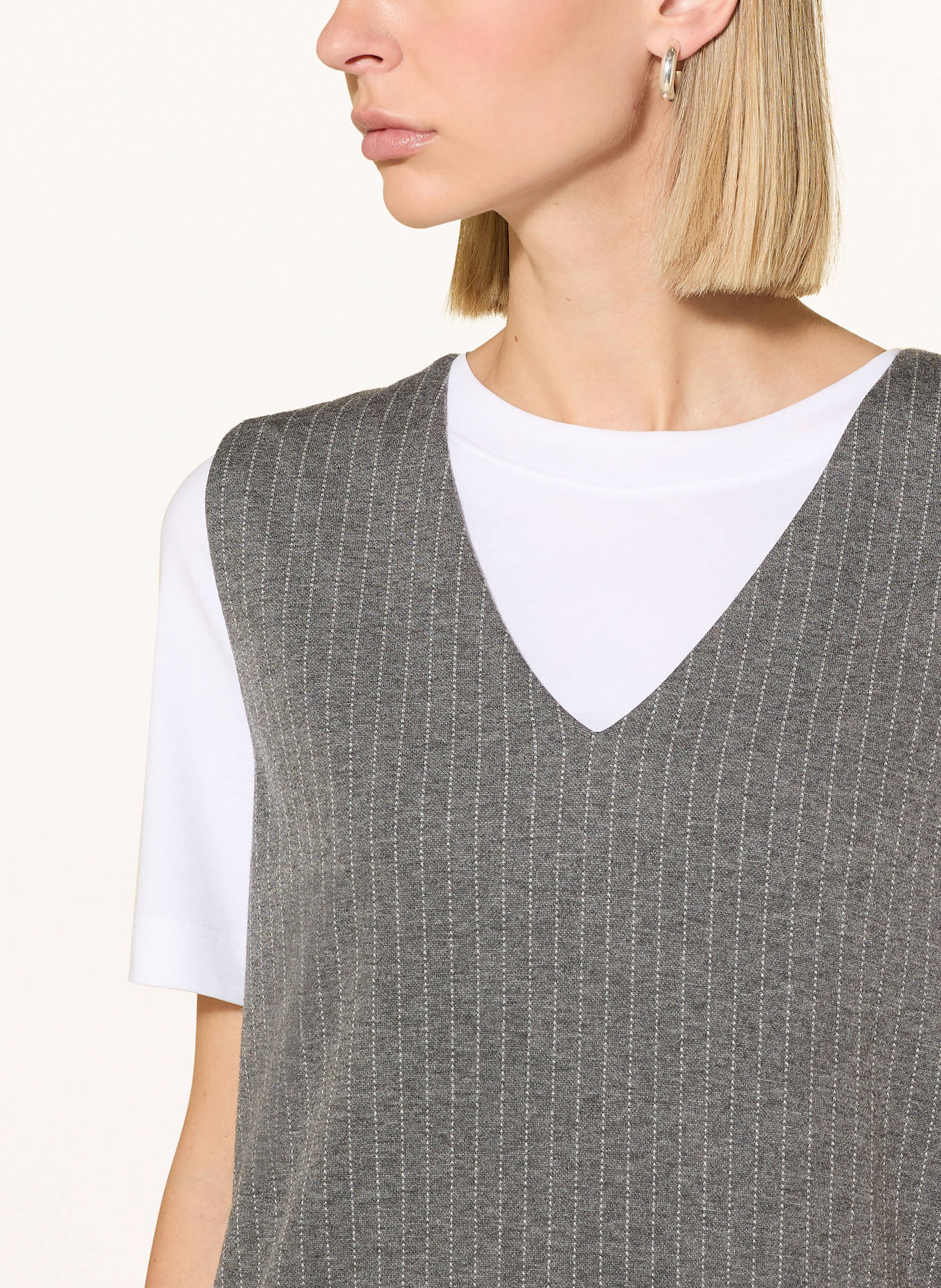 s.Oliver BLACK LABEL Jerseykleid: GRAU / WEISS