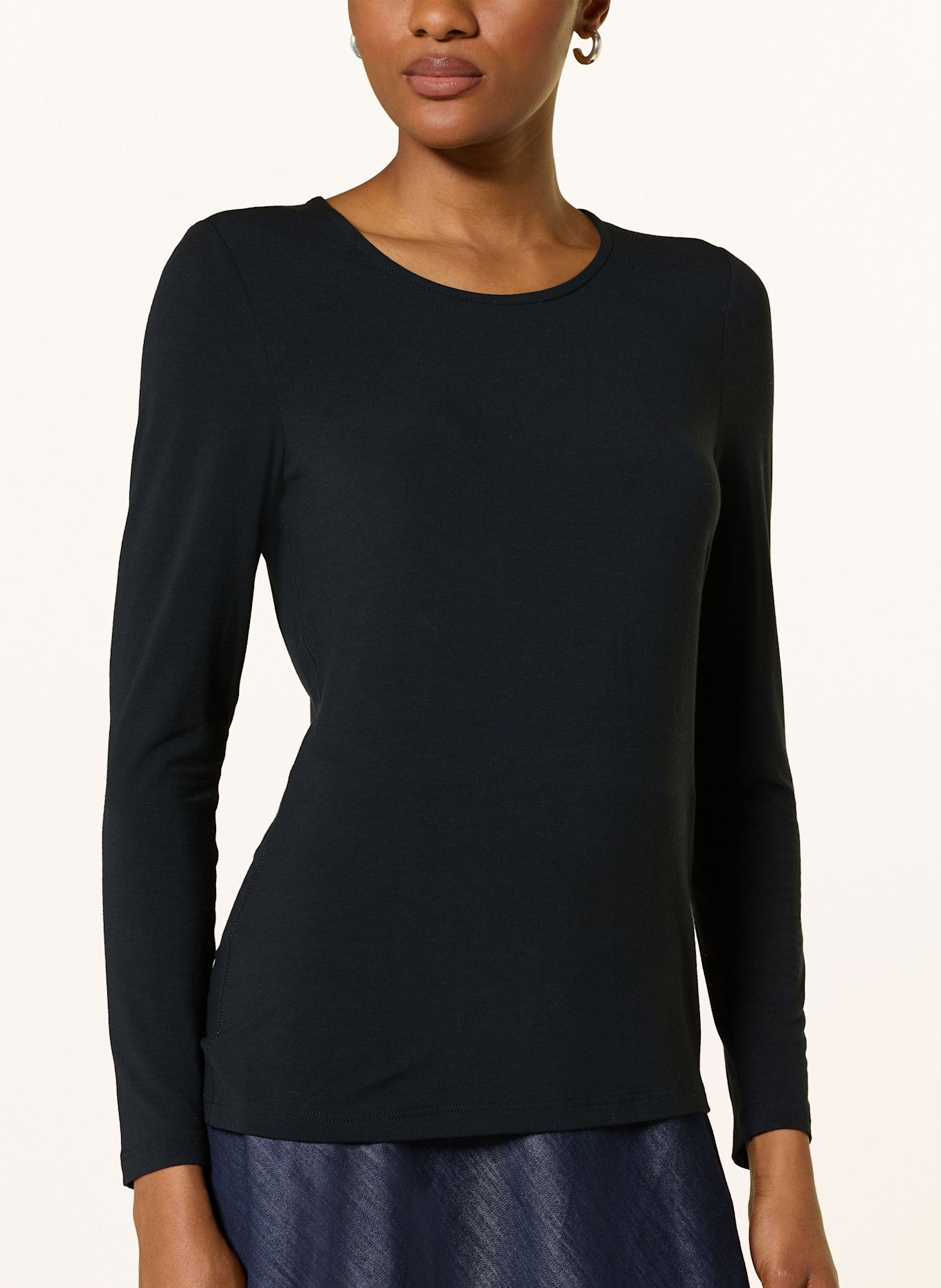 lilienfels Longsleeve: SCHWARZ