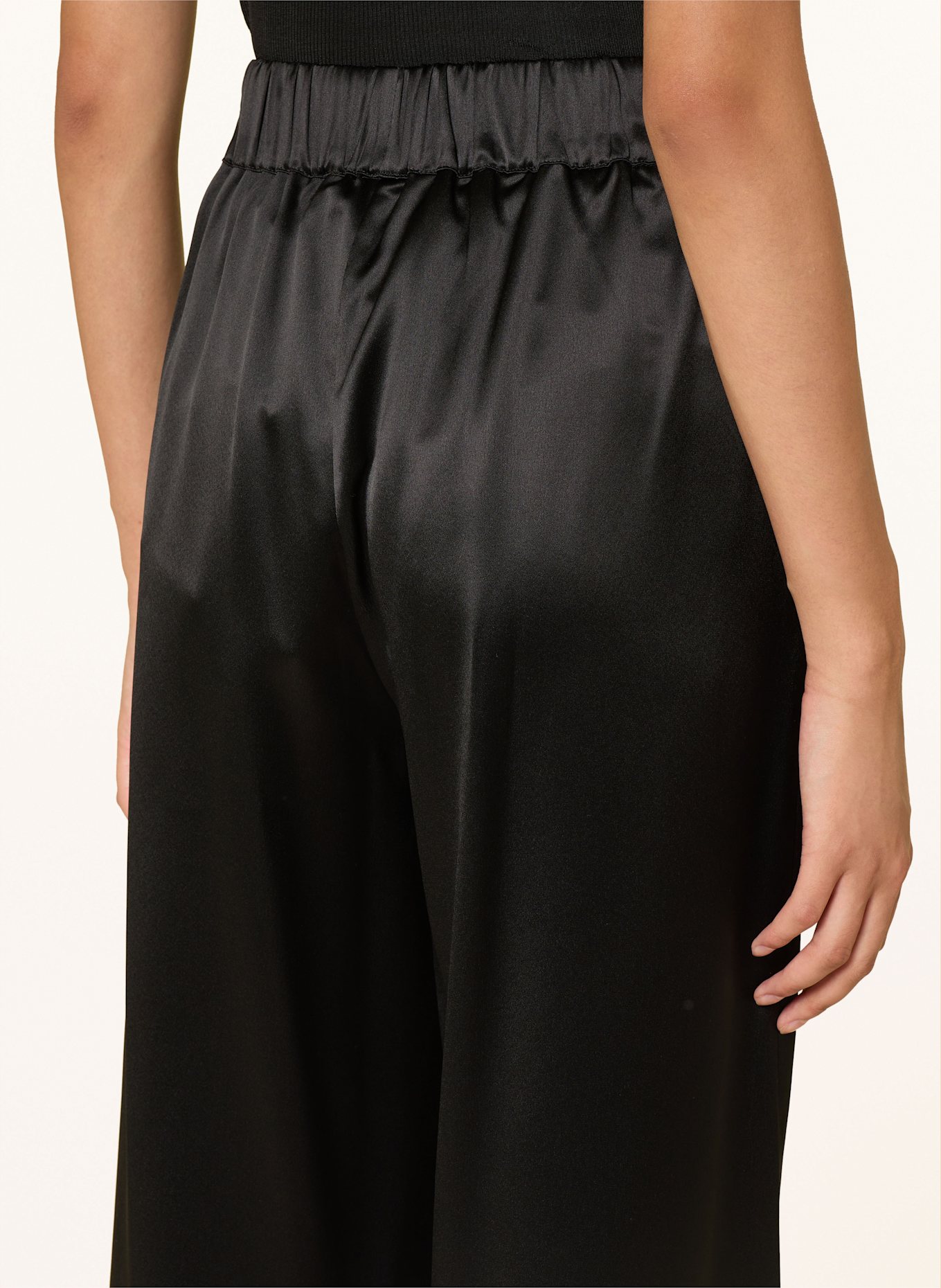 LADNERI Satinhose NIVA: SCHWARZ