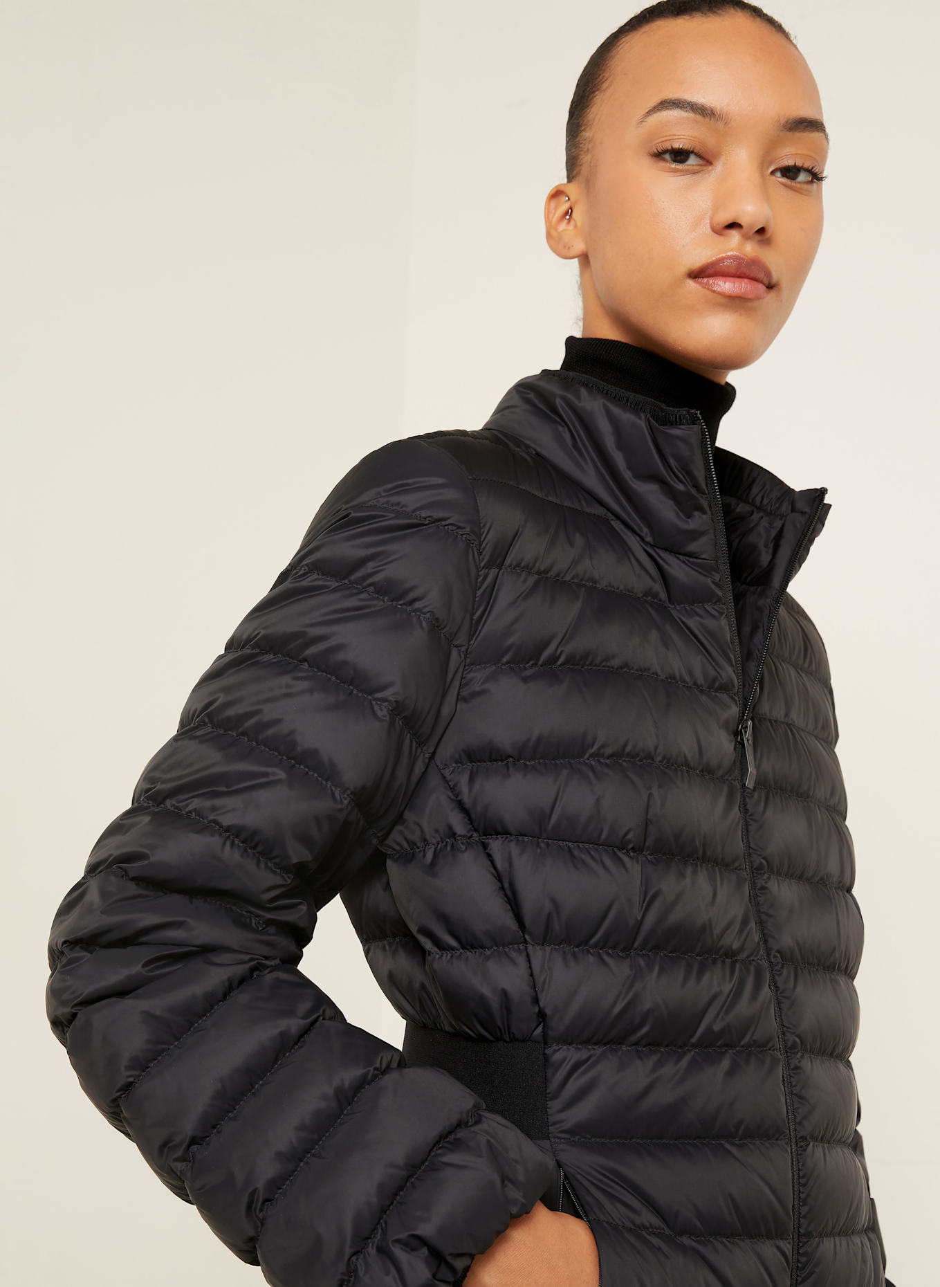 MONCLER Down jacket VERRERIE in black