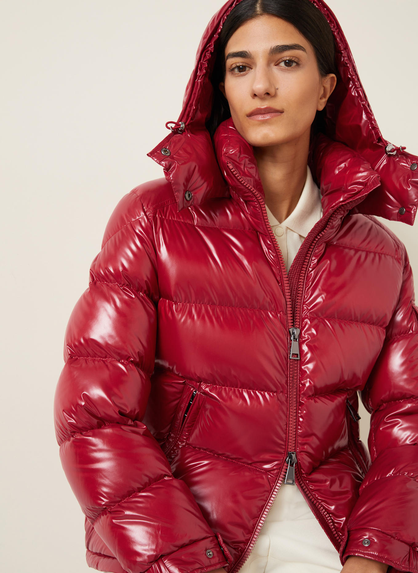 MONCLER Daunenjacke MAIRE mit abnehmbarer Kapuze: DUNKELROT