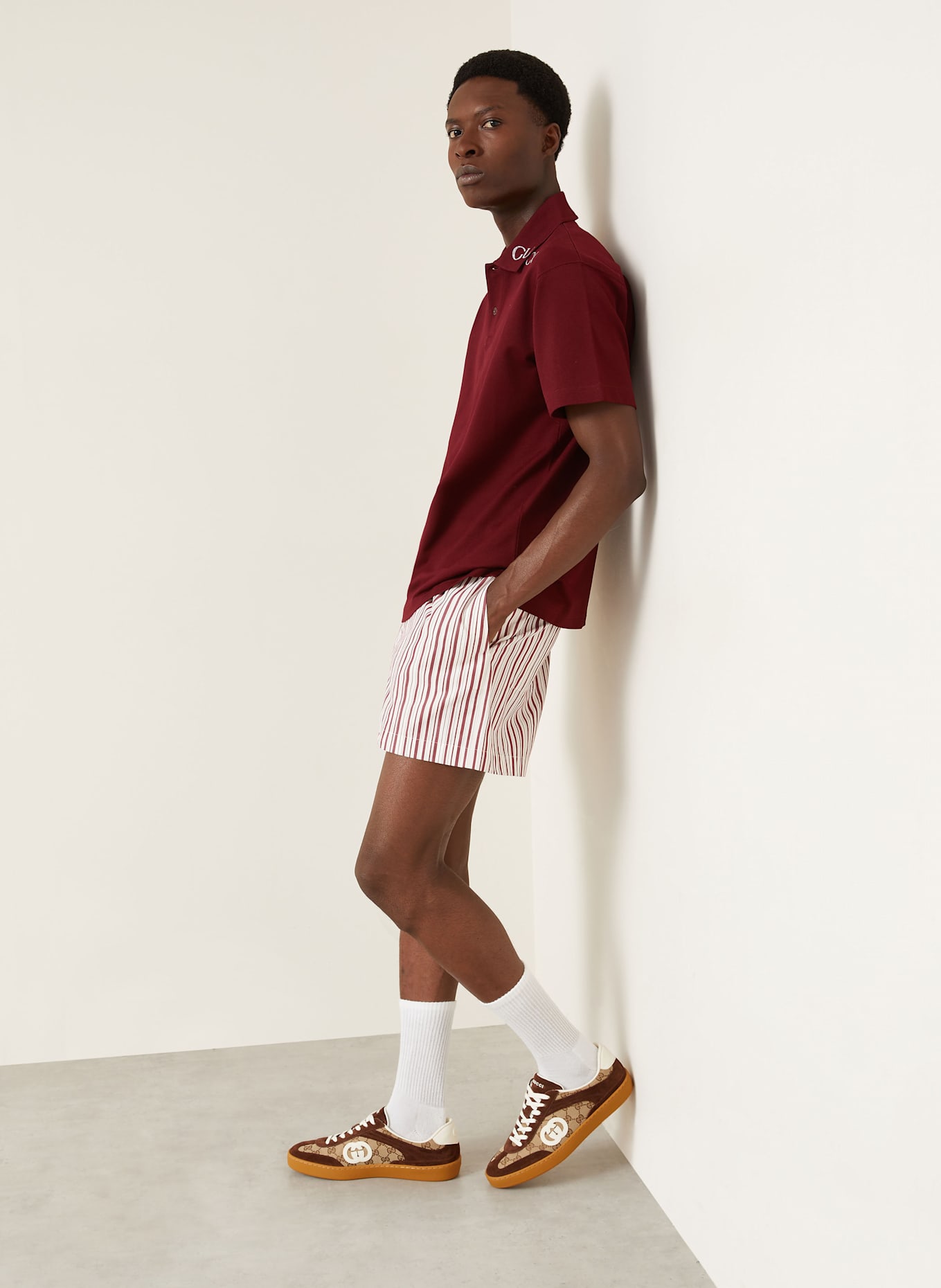 GUCCI Shorts: WEISS / DUNKELROT