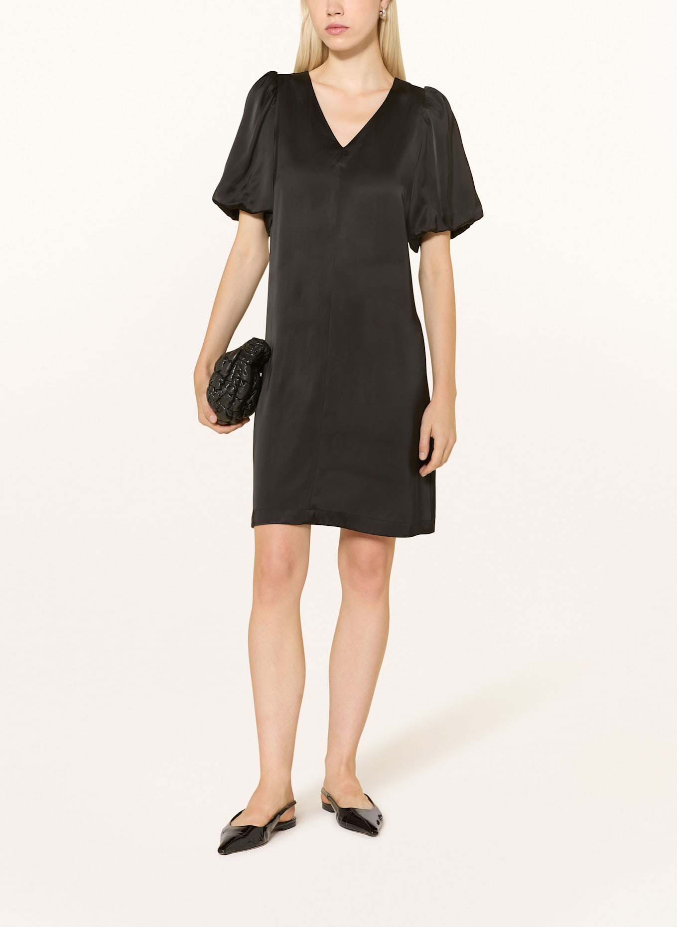 Part Two Satinkleid ULVAPW: SCHWARZ