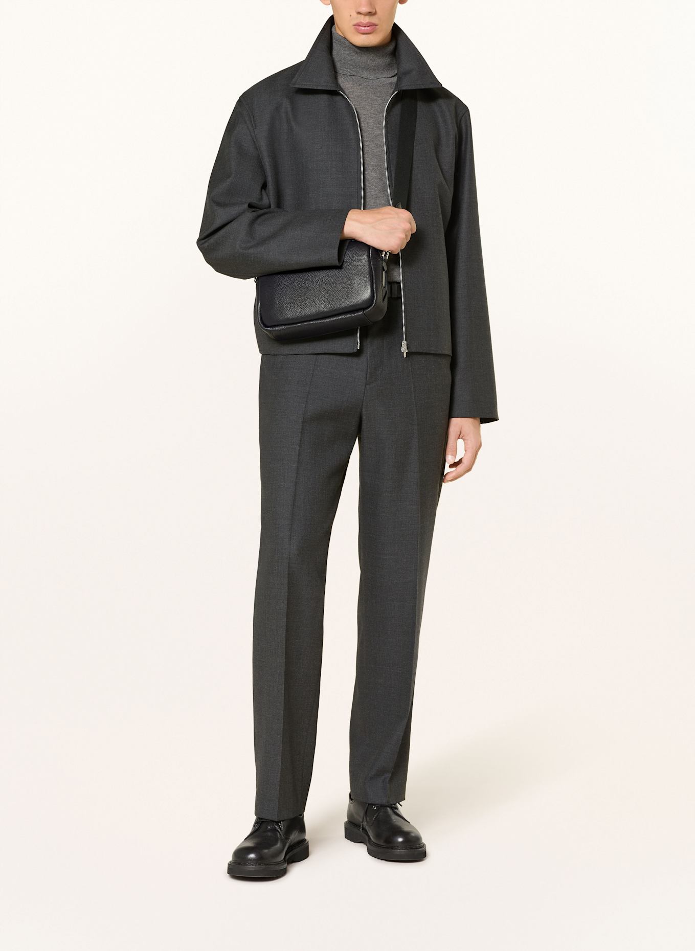 MONTBLANC Kabelka přes rameno COMPANION: ČERNÁ