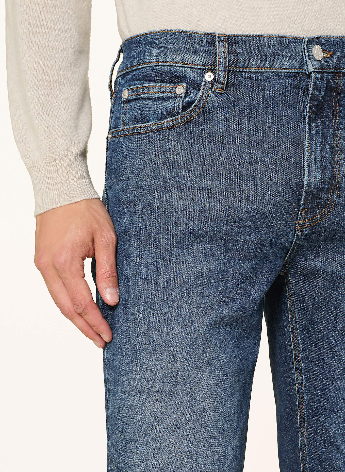 FRAME Jeans Modern Straight Fit: PUEB PUEBLO