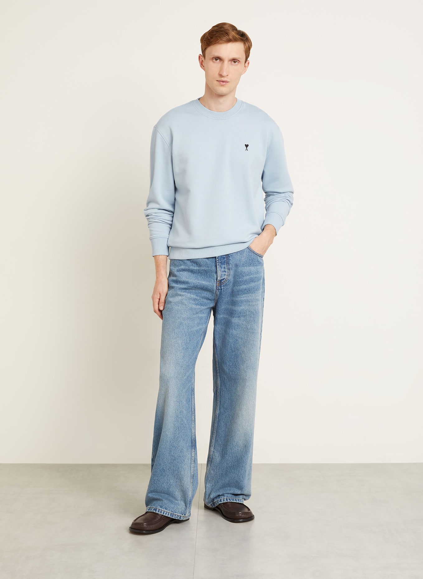 AMI PARIS Sweatshirt MOLLETON: HELLBLAU