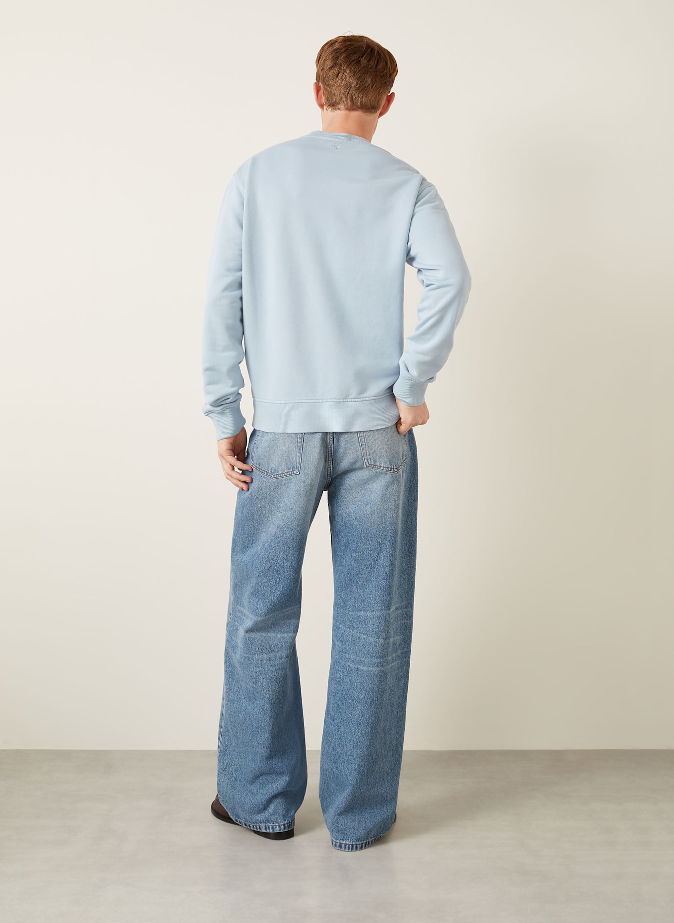 AMI PARIS Sweatshirt MOLLETON: HELLBLAU