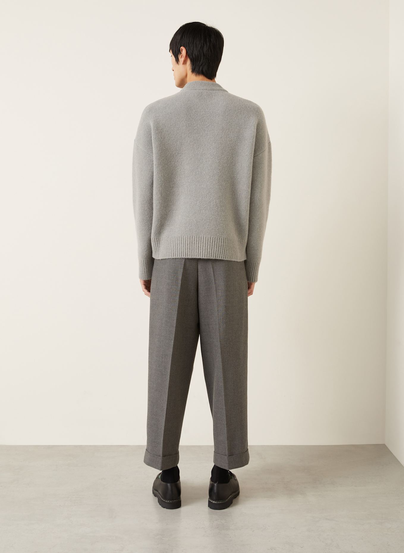 AMI PARIS Pullover mit Alpaka: GRAU / ECRU