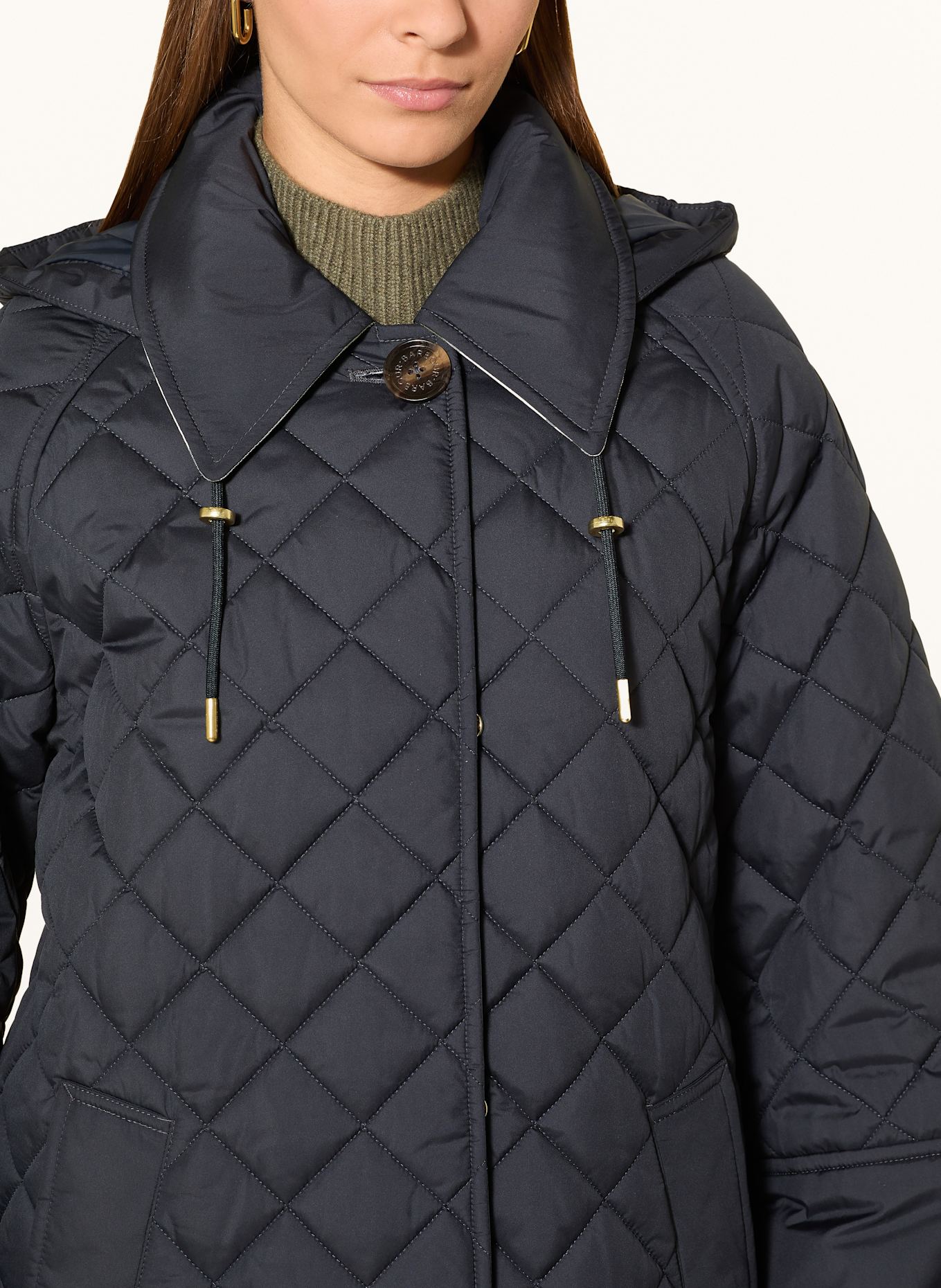 Barbour Steppmantel CARA mit abnehmbarer Kapuze: DUNKELBLAU