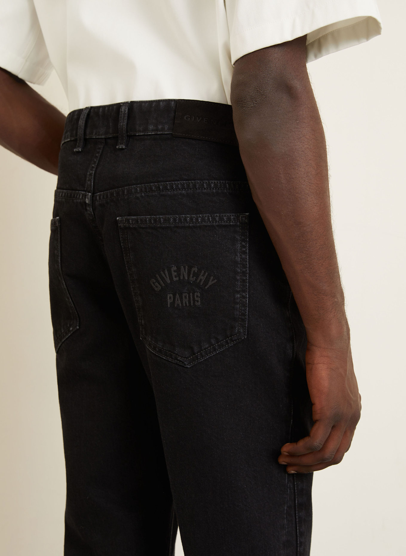 GIVENCHY Jeans Straight Fit: 001 BLACK