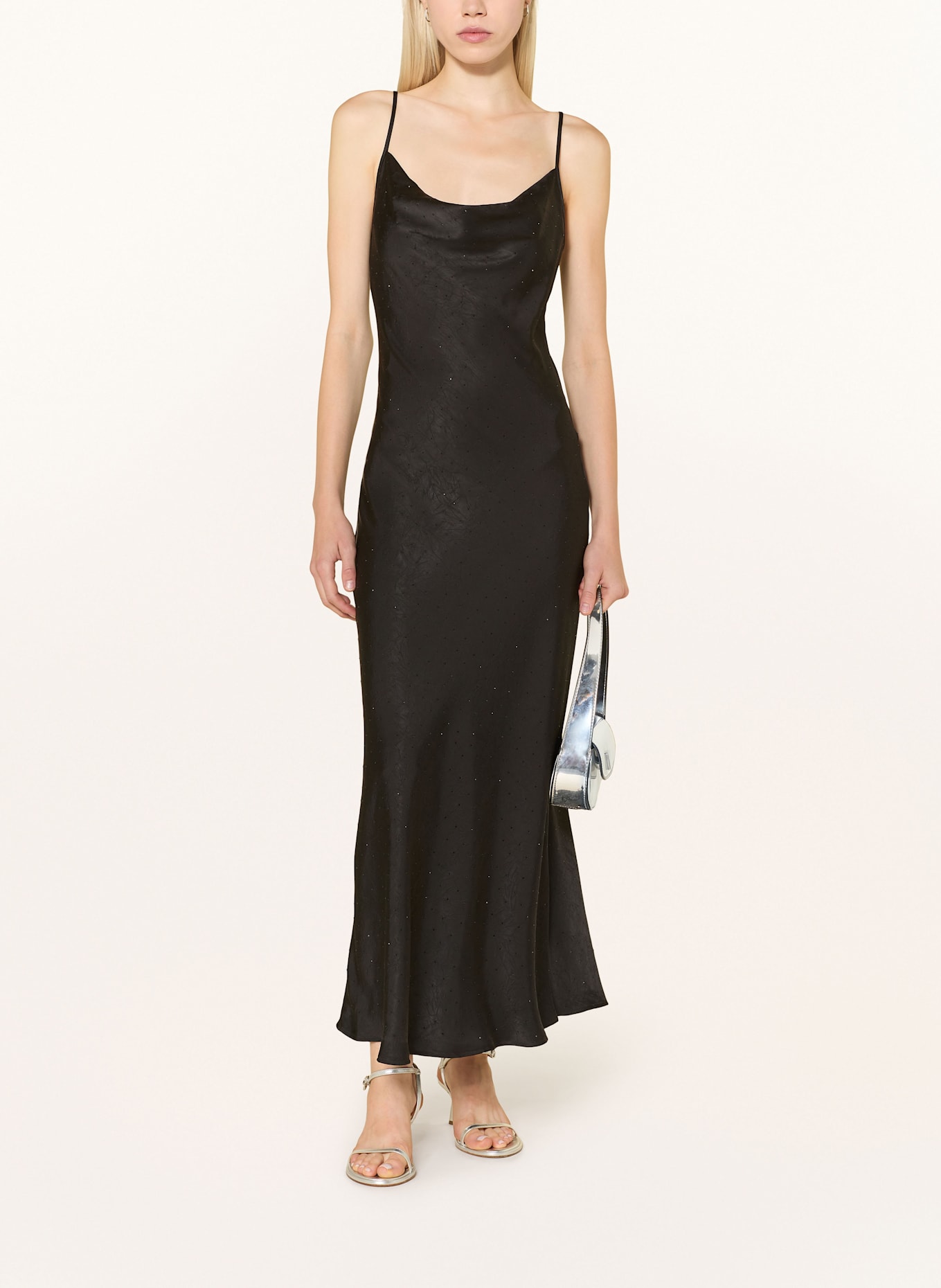 GUESS Satinkleid NEW AKILINA mit Schmucksteinen: SCHWARZ