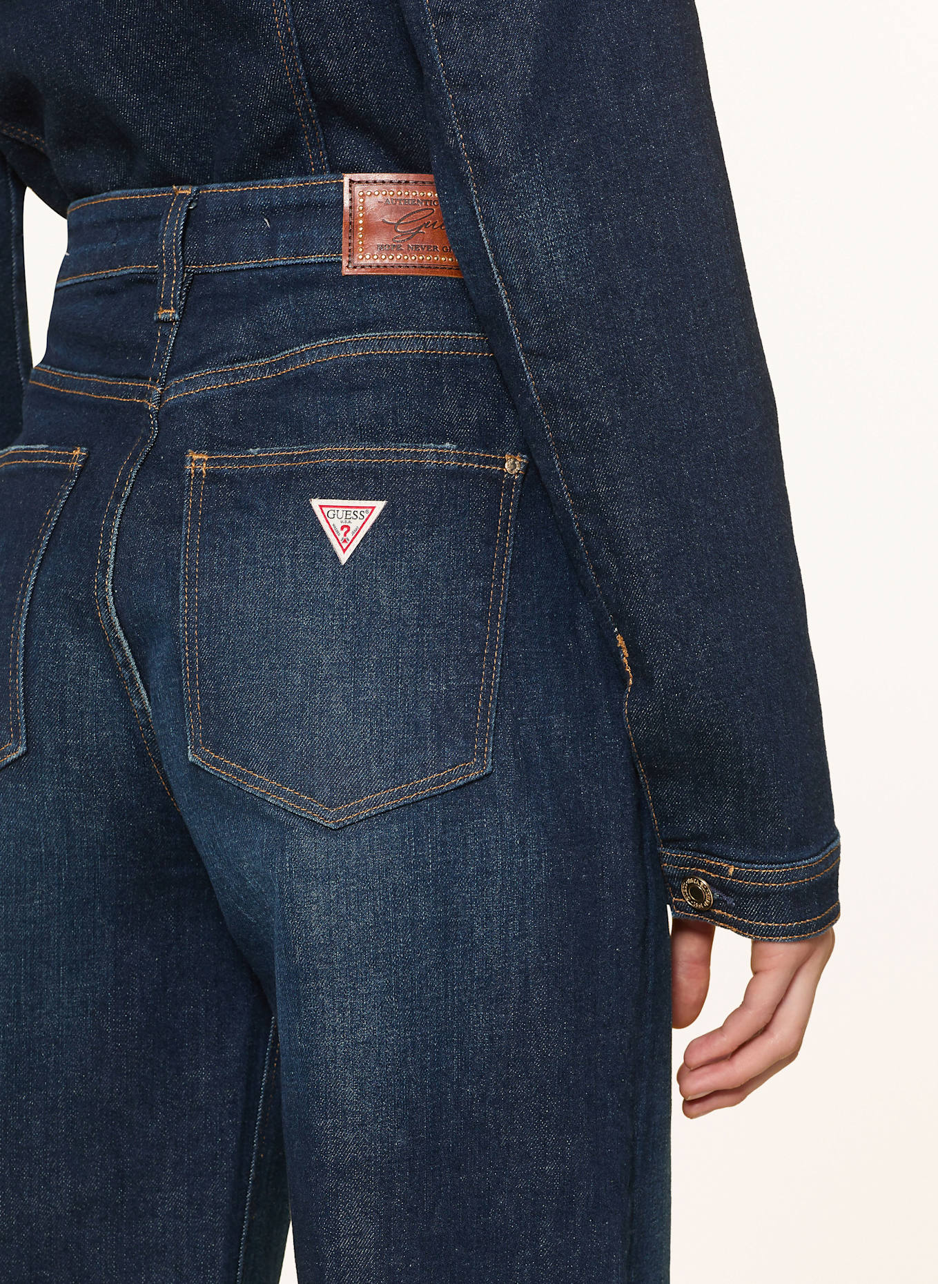 GUESS Strickhose ZOYA: TAUPE