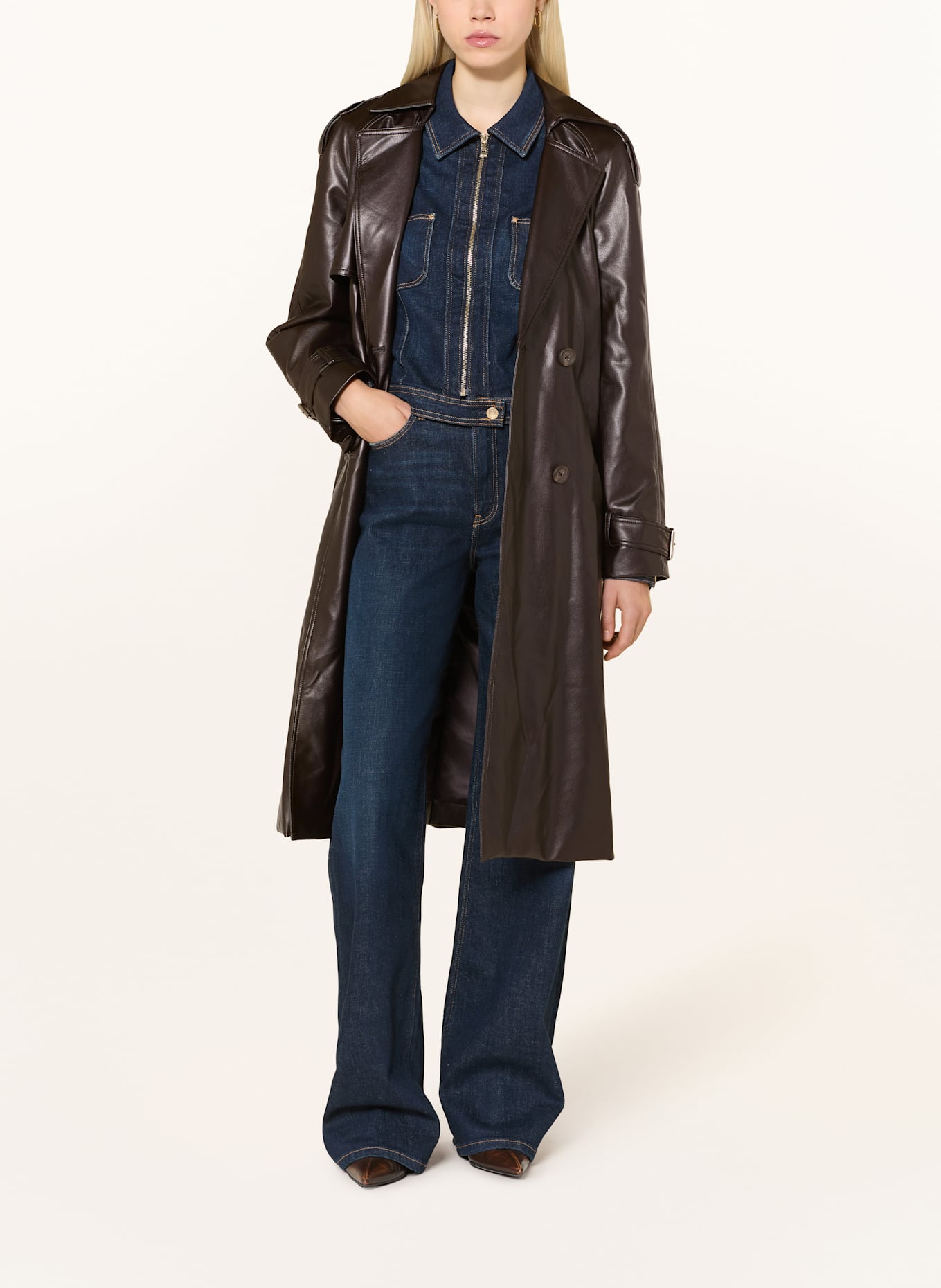 GUESS BIANKA trench coat in leather look: DARK BROWN