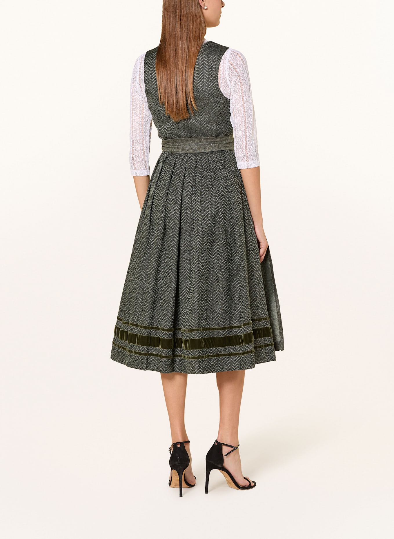 AlpenHERZ Dirndl CLAUDIA s třpytivou přízí: OLIVOVÁ