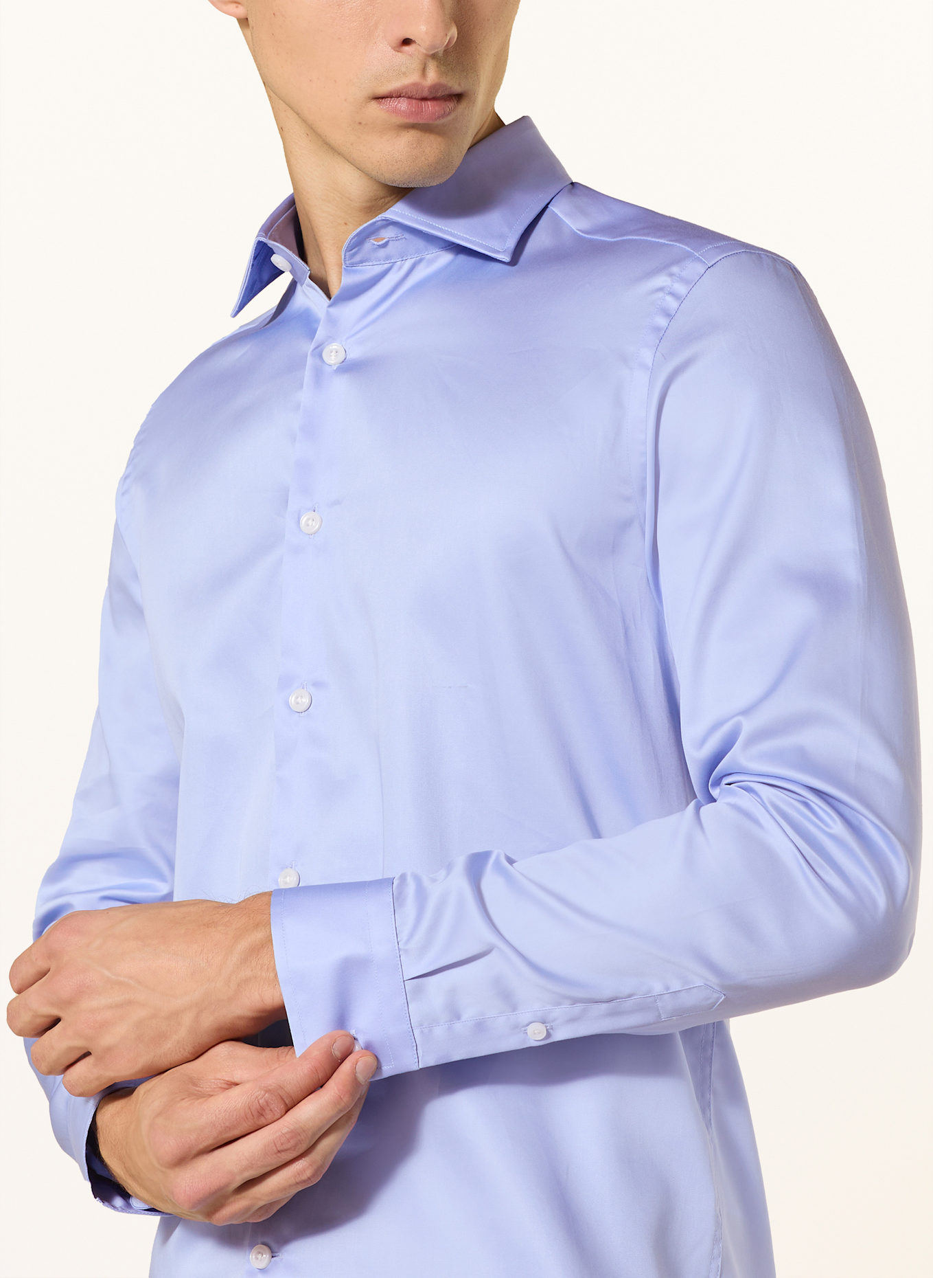 REISS Koszula satynowa REMOTE slim fit: JASNONIEBIESKI