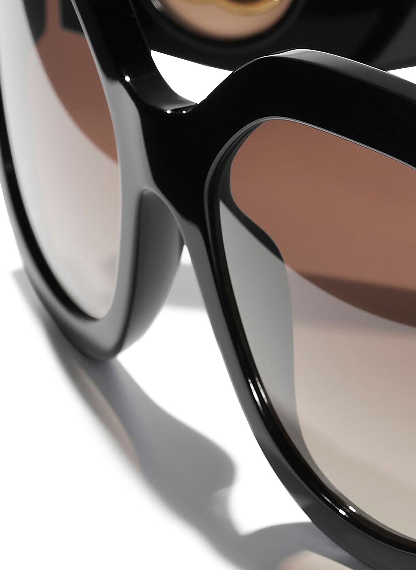 CHANEL Katzenaugenförmige Sonnenbrille: C786S9 - SCHWARZ/ BRAUN POLARISIERT