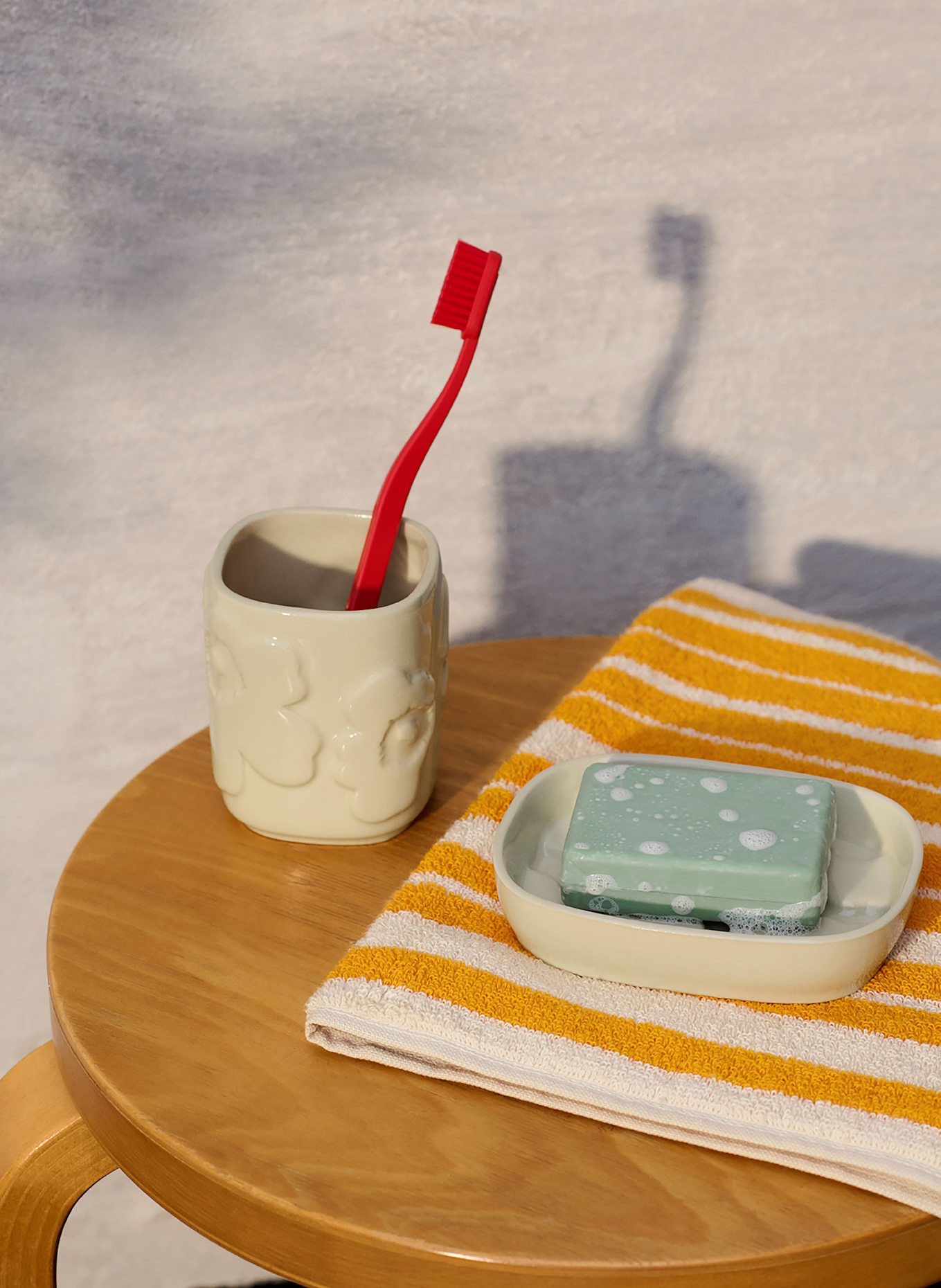 marimekko Ręcznik kąpielowy RAIDE: ECRU / POMARAŃCZOWY