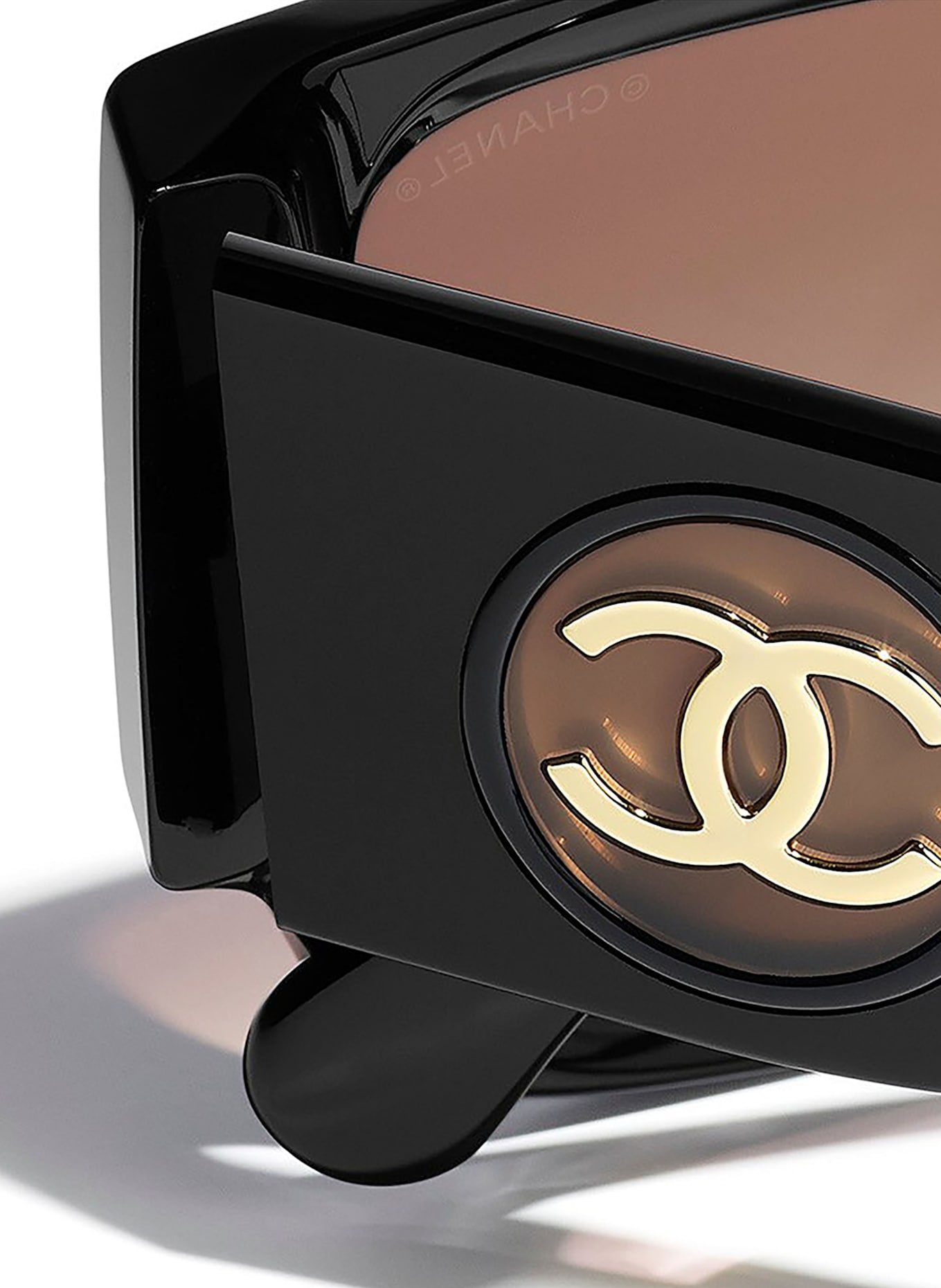 CHANEL Hranaté sluneční brýle: C622S5 - ČERNÁ/ HNĚDÝ PŘECHOD