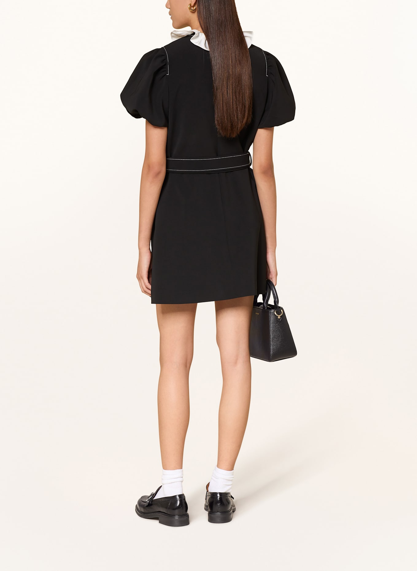 CLAUDIE PIERLOT Etuikleid mit Volants: SCHWARZ