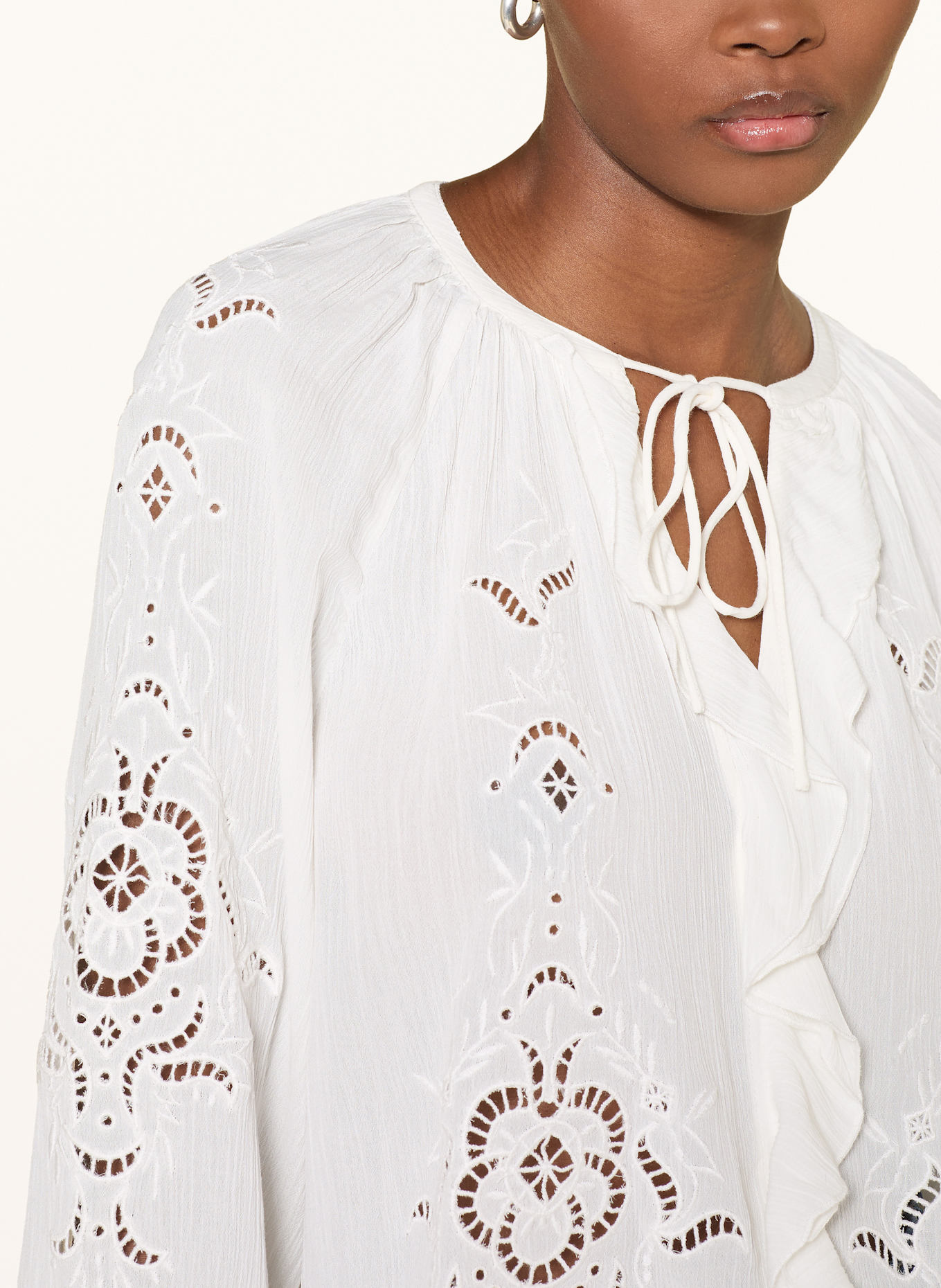 ba&sh Bluse OMAR aus Lochspitze mit Volants: ECRU