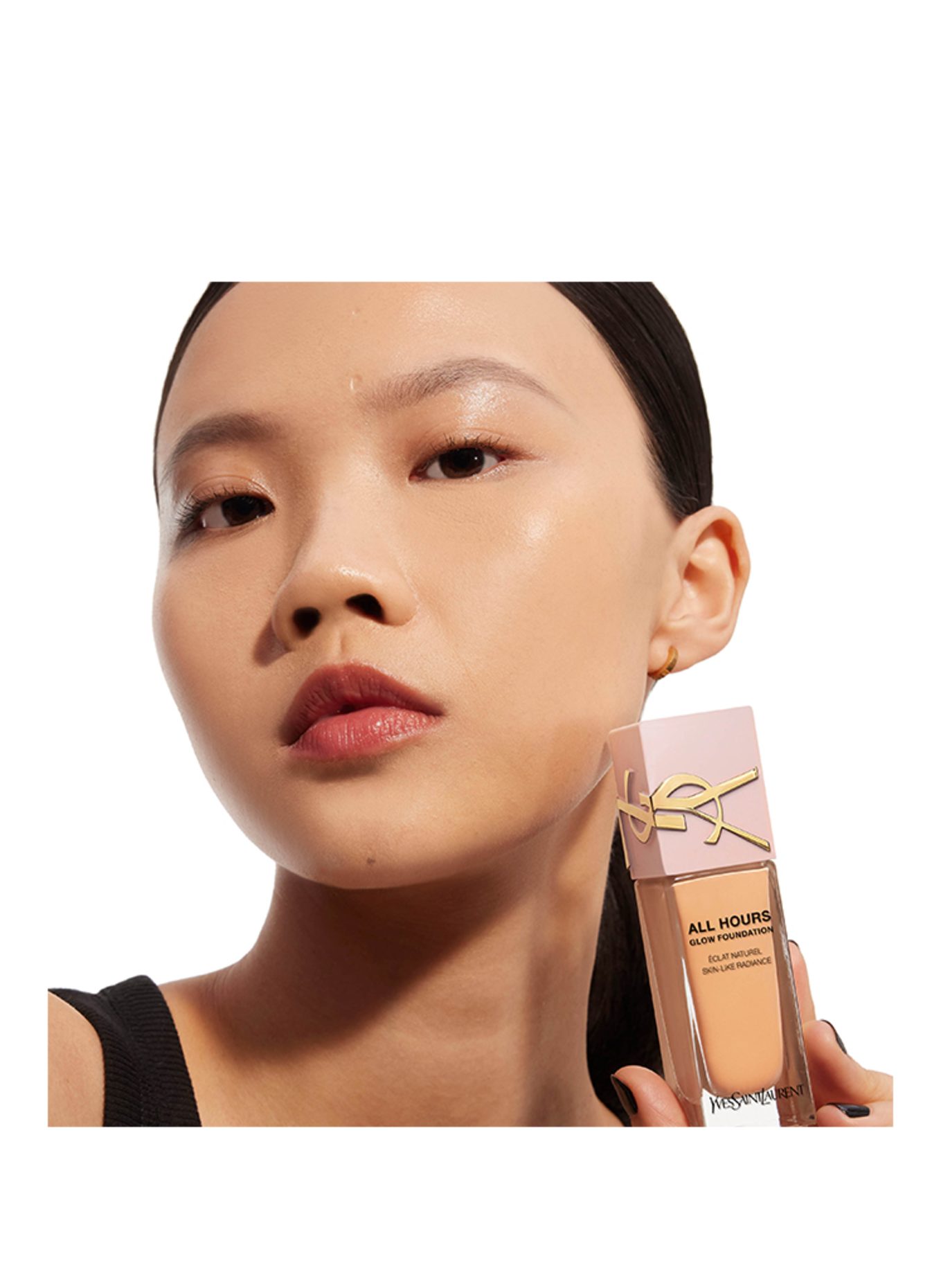 YVES SAINT LAURENT BEAUTÉ ALL HOURS GLOW FOUNDATION: LW4