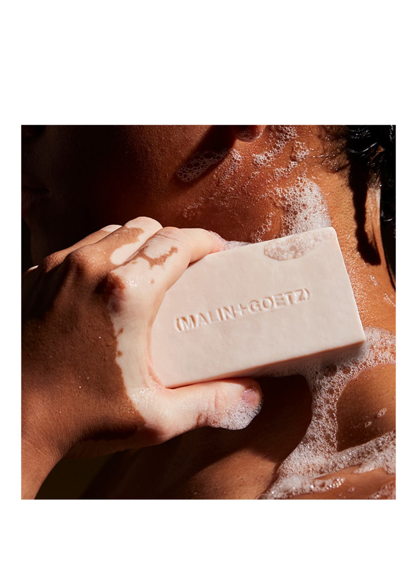 (MALIN+GOETZ) VITAMINE B5 HYDRATERENDE ZEEP STRAWBERRY