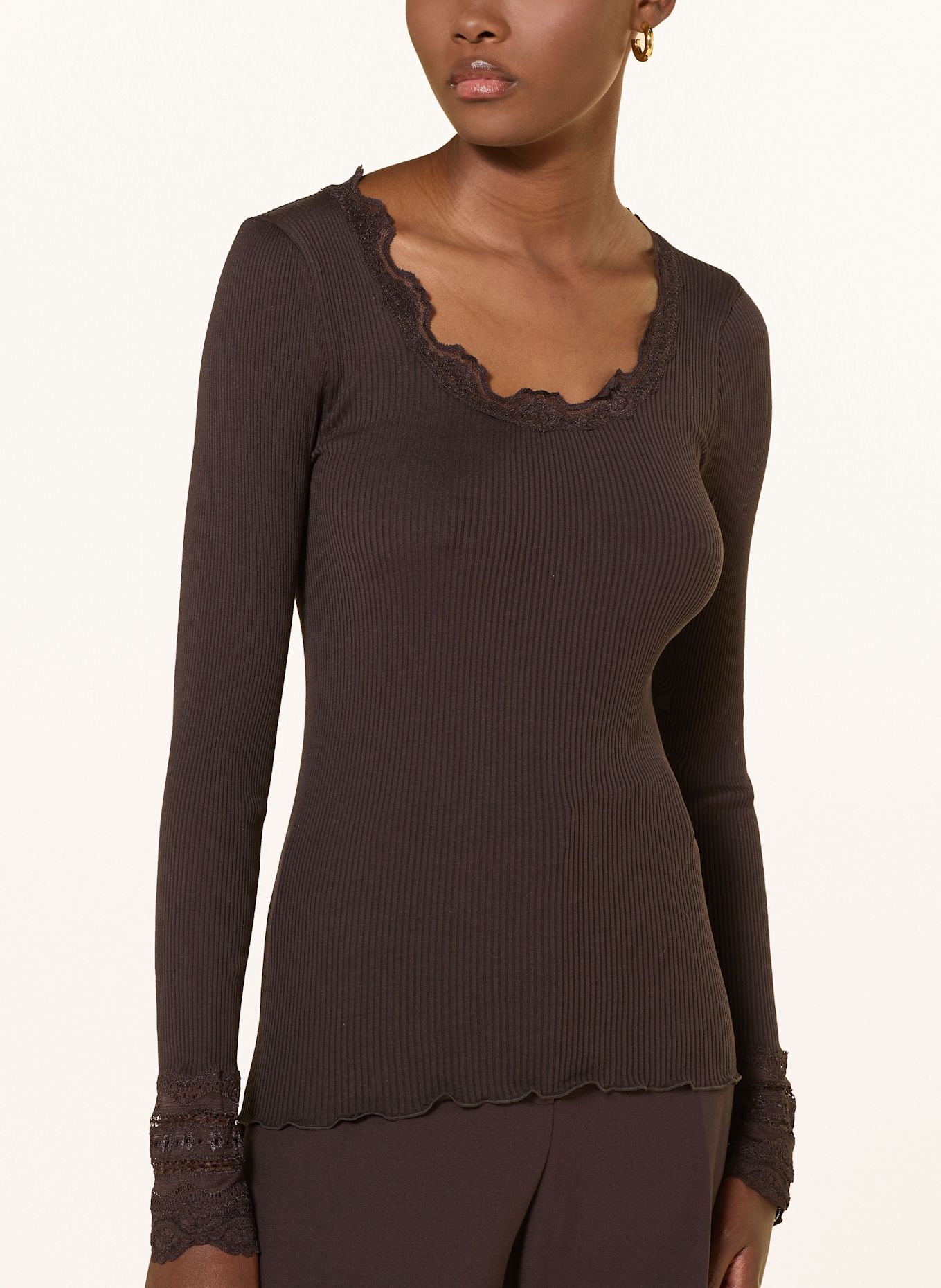 rosemunde T-shirt à manches longues BENITA en soie avec dentelle: MARRON FONCÉ