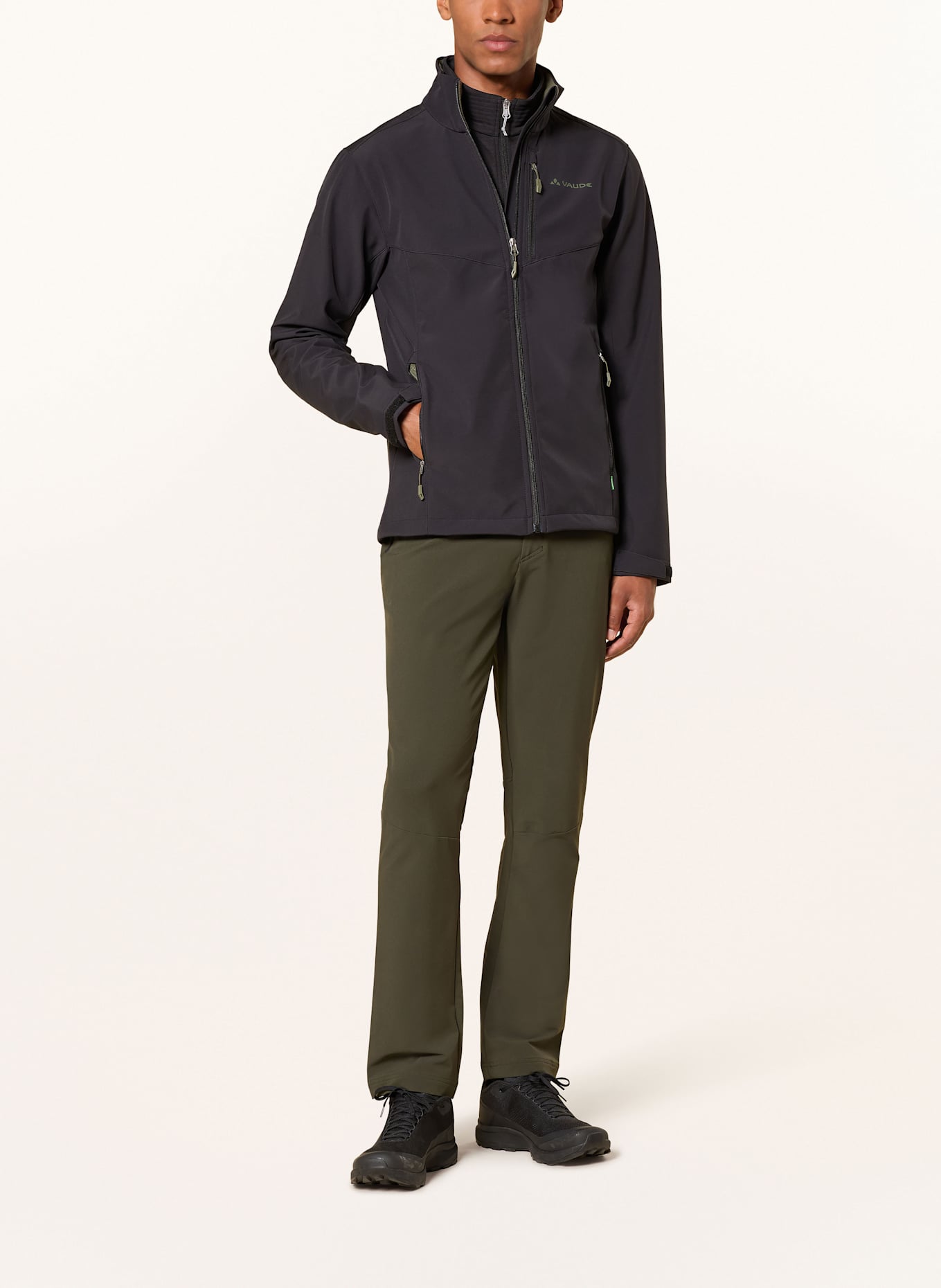 VAUDE Softshell-Jacke CYCLONE: SCHWARZ / KHAKI