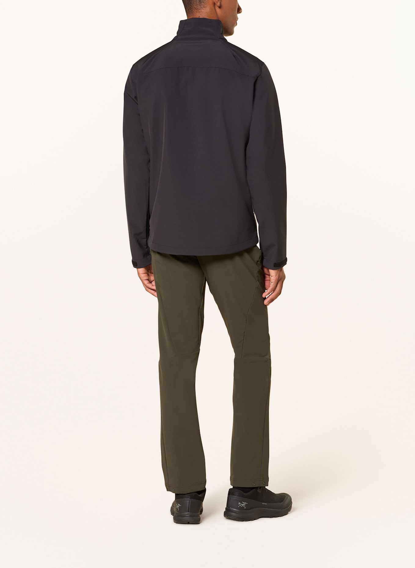 VAUDE Softshell-Jacke CYCLONE: SCHWARZ / KHAKI