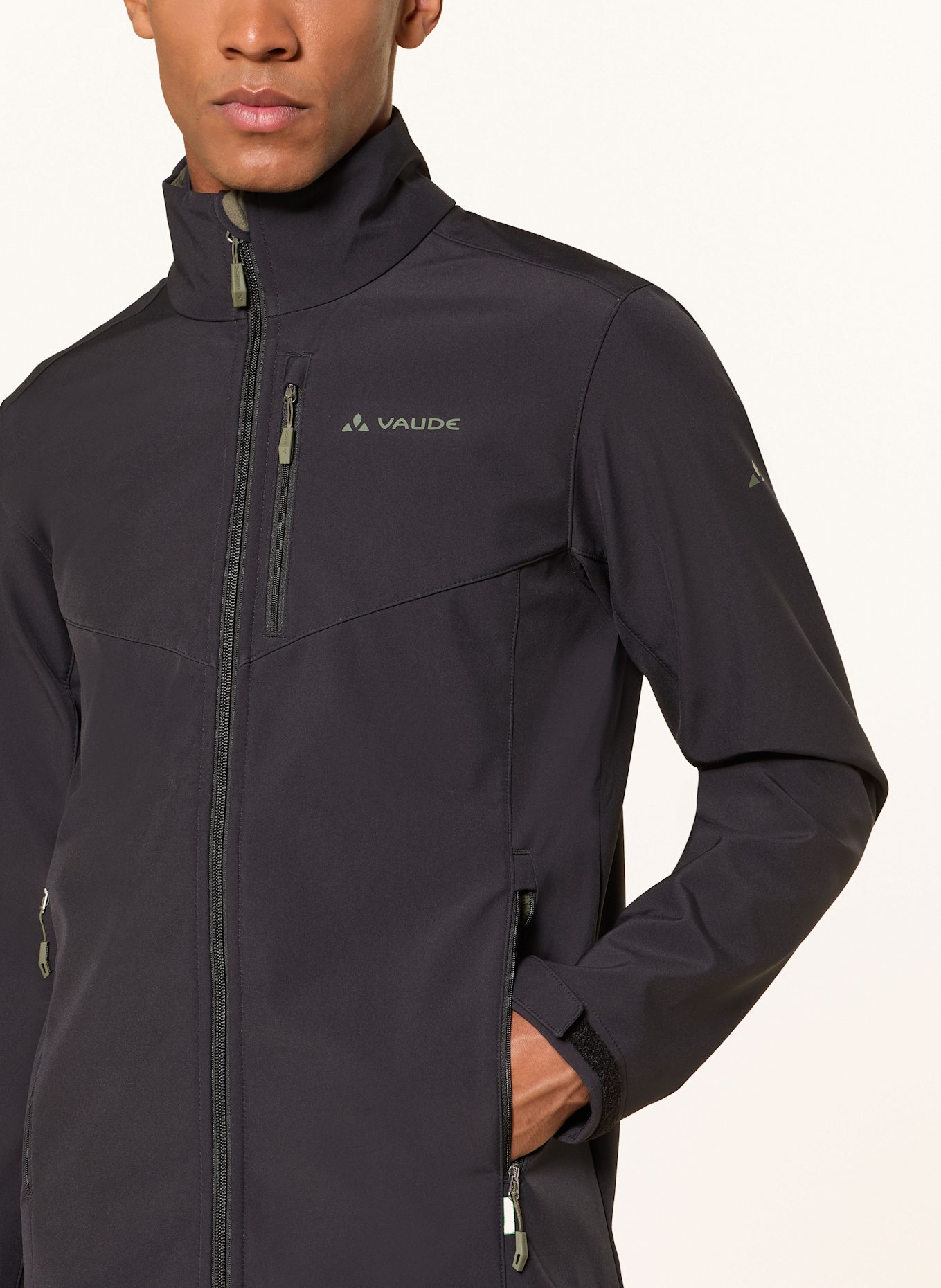 VAUDE Softshell-Jacke CYCLONE: SCHWARZ / KHAKI