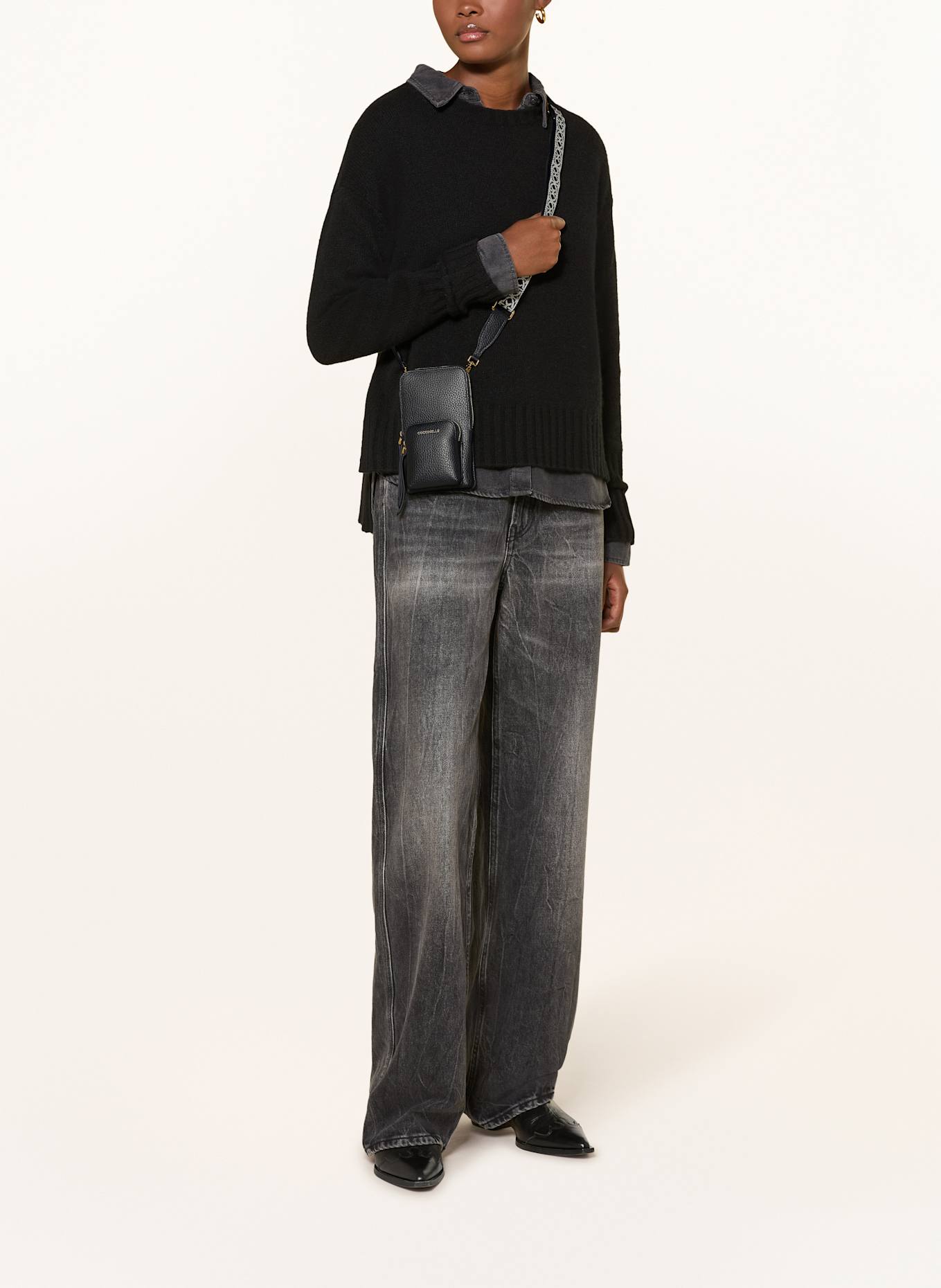 COCCINELLE Smartphone-Tasche PIXIE: SCHWARZ