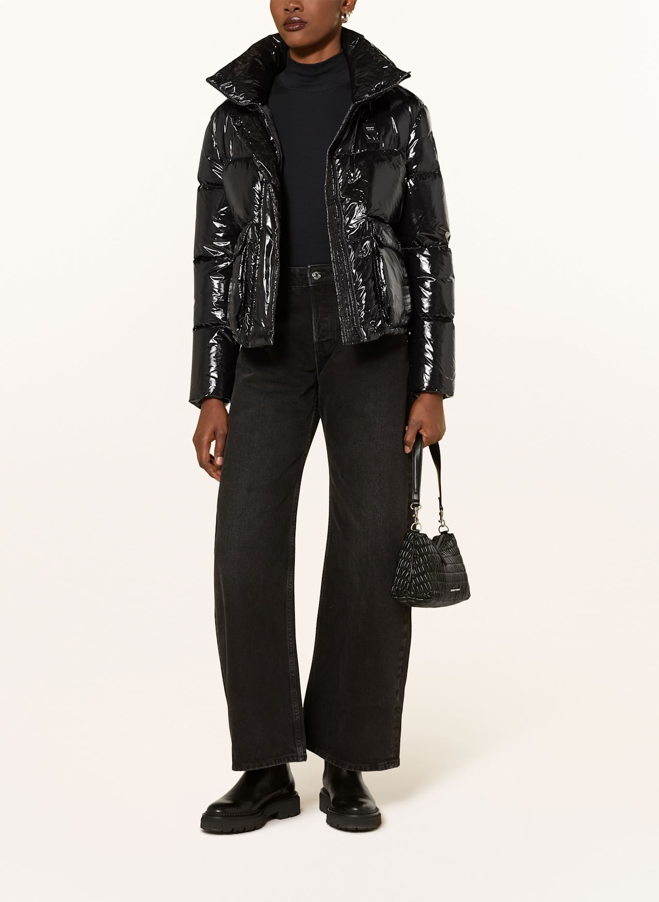 Blauer Daunenjacke CLARE: SCHWARZ