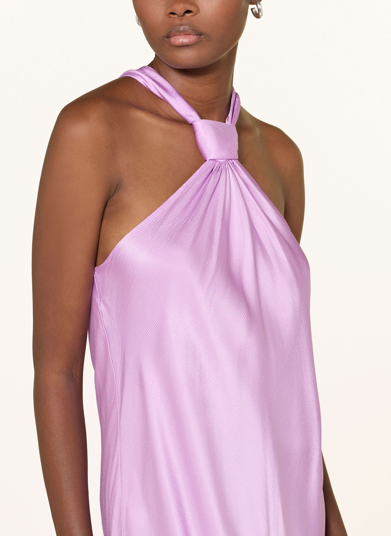 ESSENTIEL ANTWERP Satinkleid HUPPSALA: HELLLILA