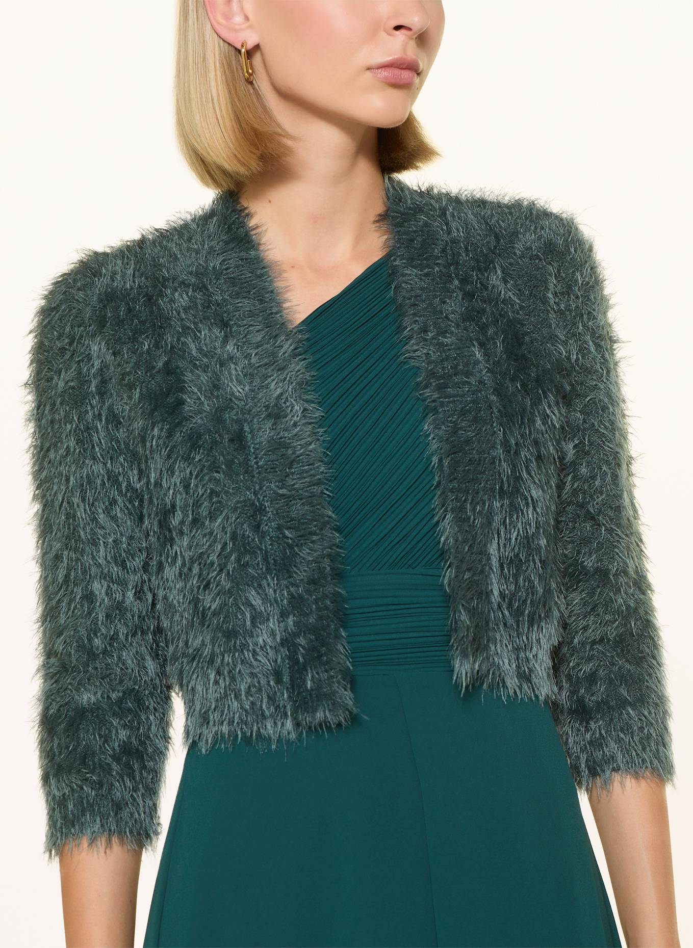 VM Vera Mont Bolero: PETROL