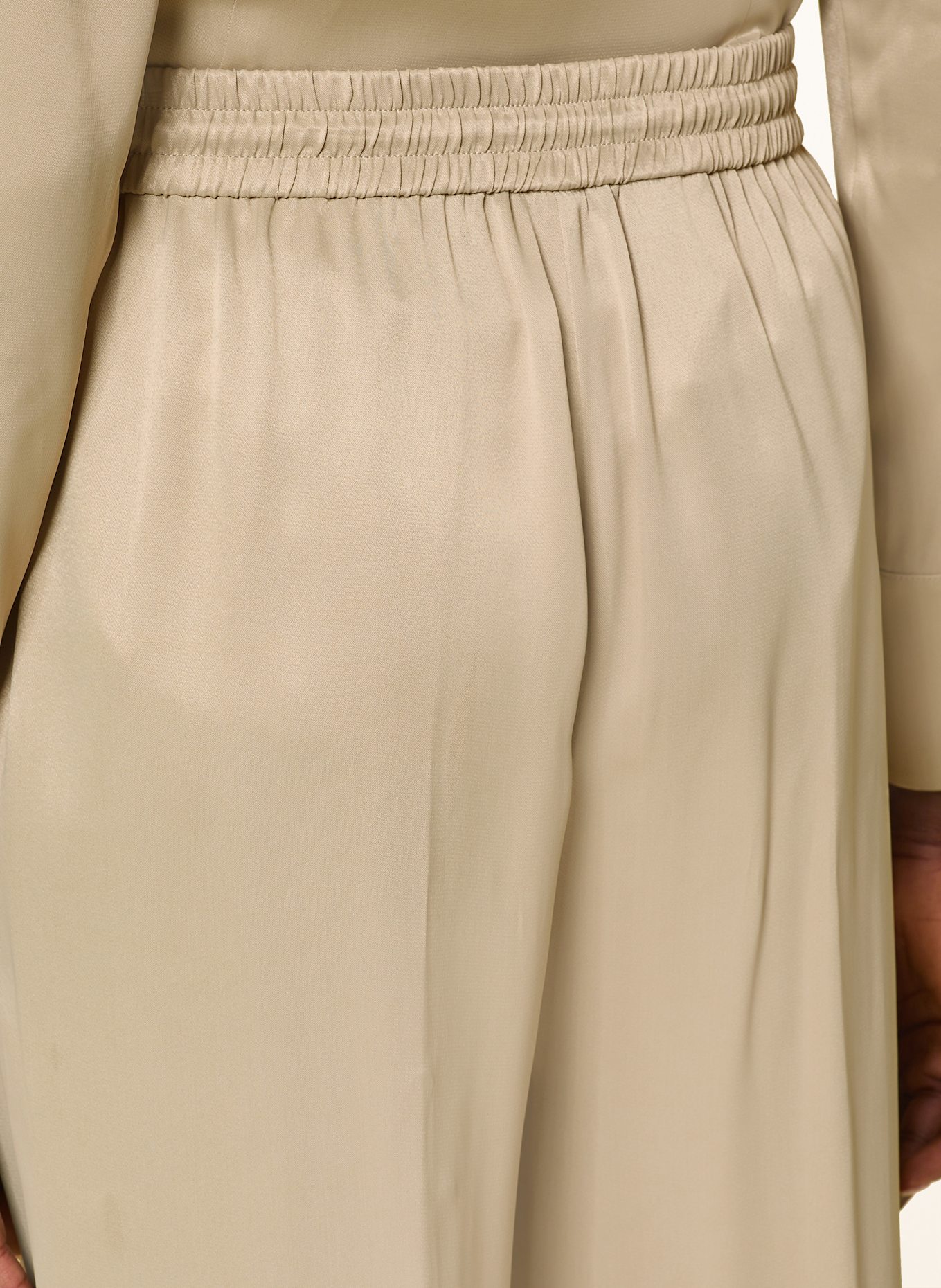 BOSS Marlenehose TAVATI aus Satin: BEIGE