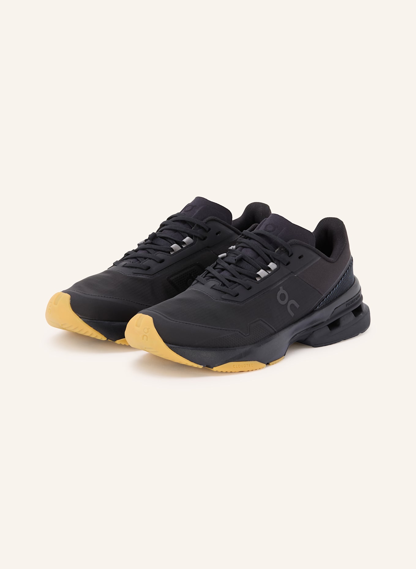 On Fitnessschuhe CLOUDPULSE PRO: SCHWARZ