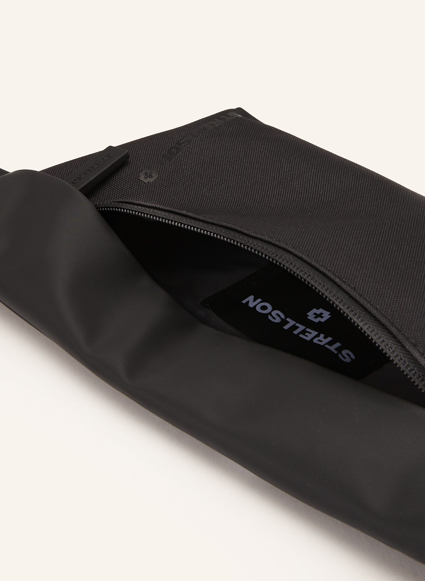 STRELLSON Gürteltasche ALPERTON MICKEL: SCHWARZ