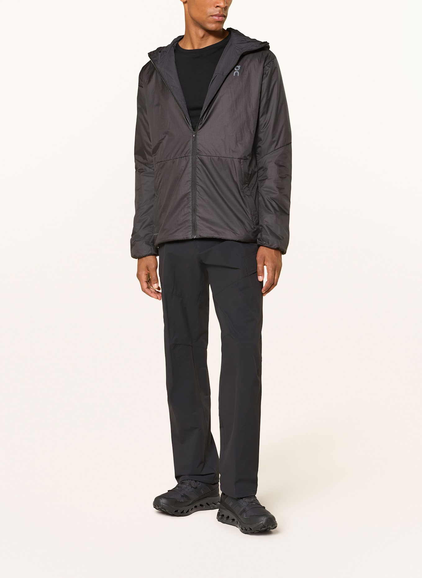 On Funktionsjacke TREK INSULATED: SCHWARZ