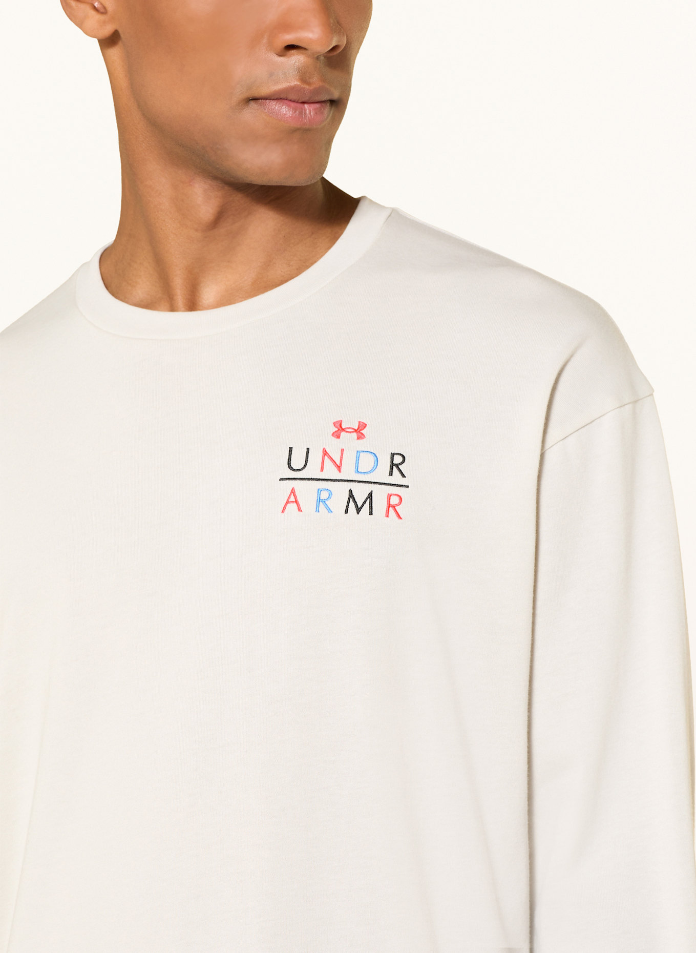 UNDER ARMOUR Longsleeve UA HWT MODERN SPORT: HELLGRAU / BLAU / ROT