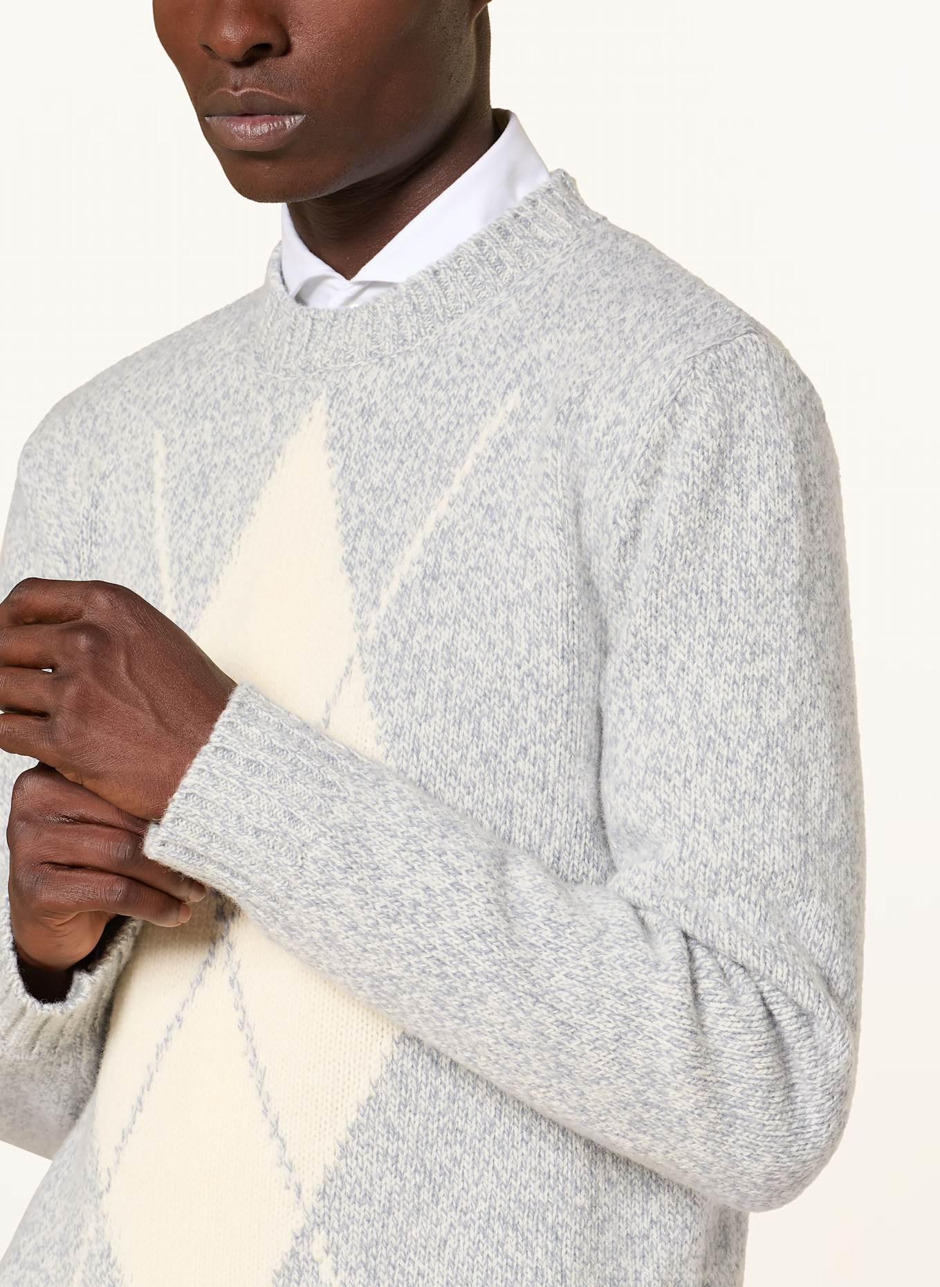 eleventy Pullover: HELLBLAU / ECRU