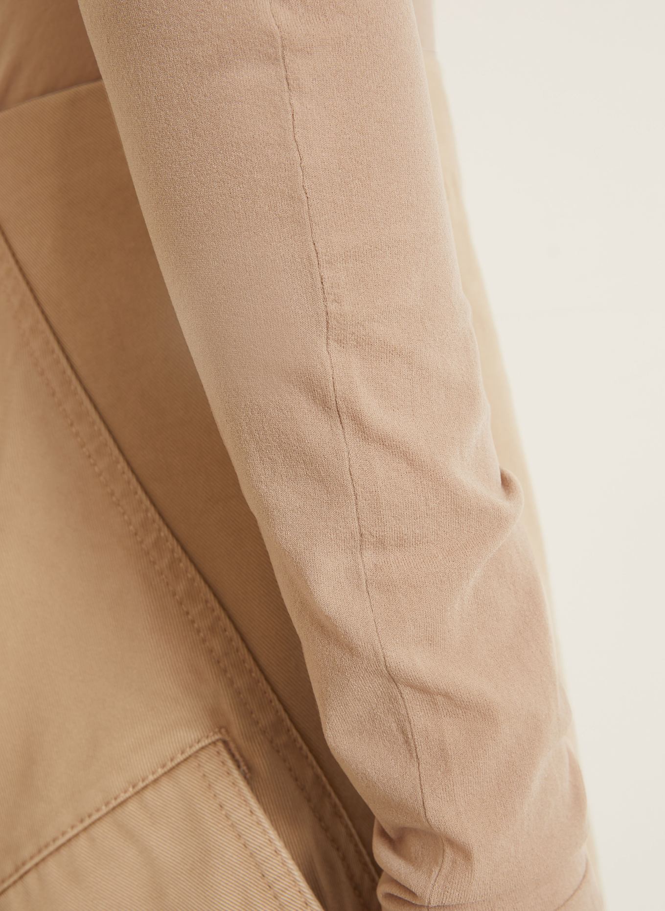 ALAÏA Off-Shoulder-Body: CAMEL