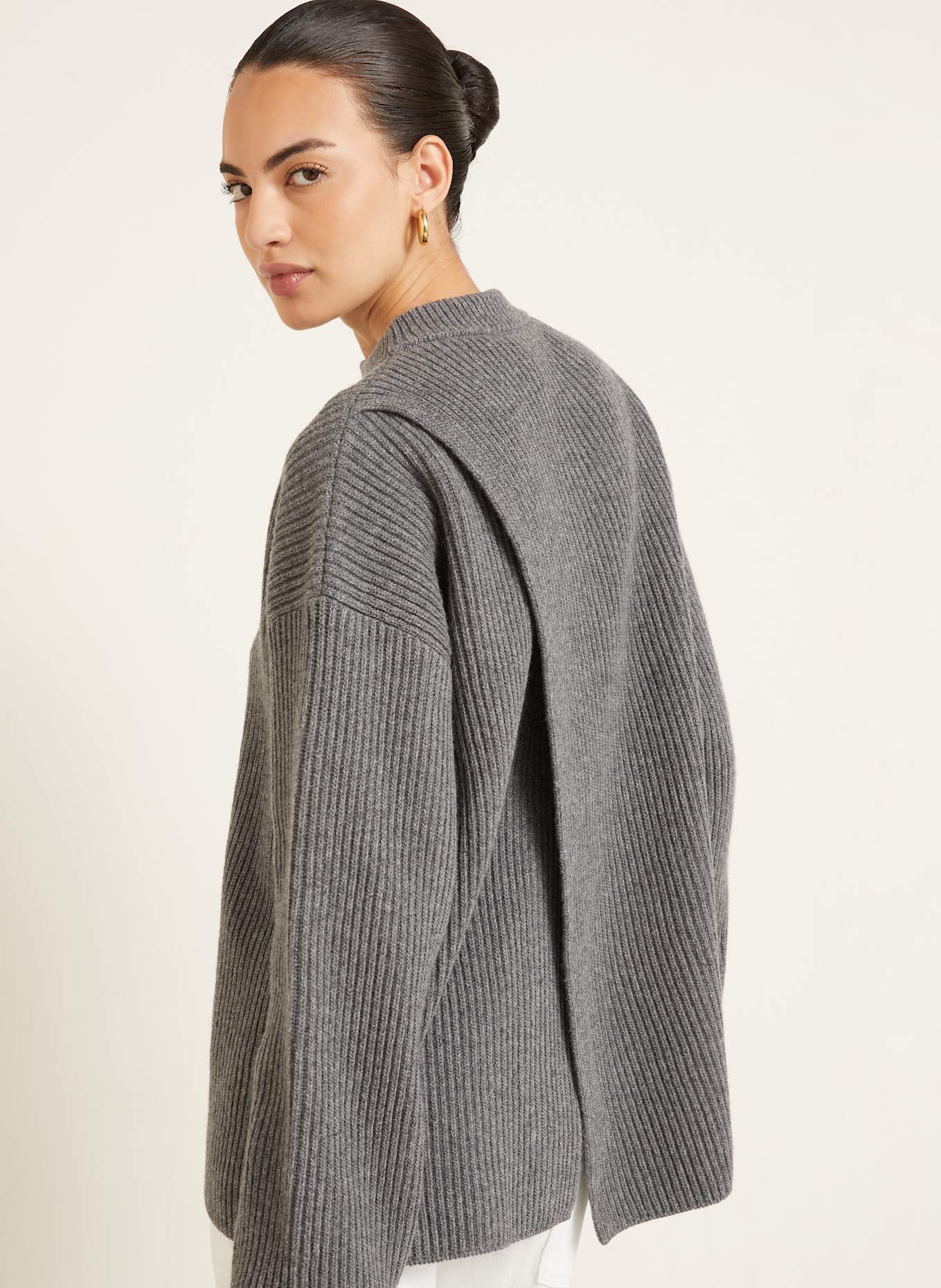 JIL SANDER Sweter: CZIEMNOSZARY