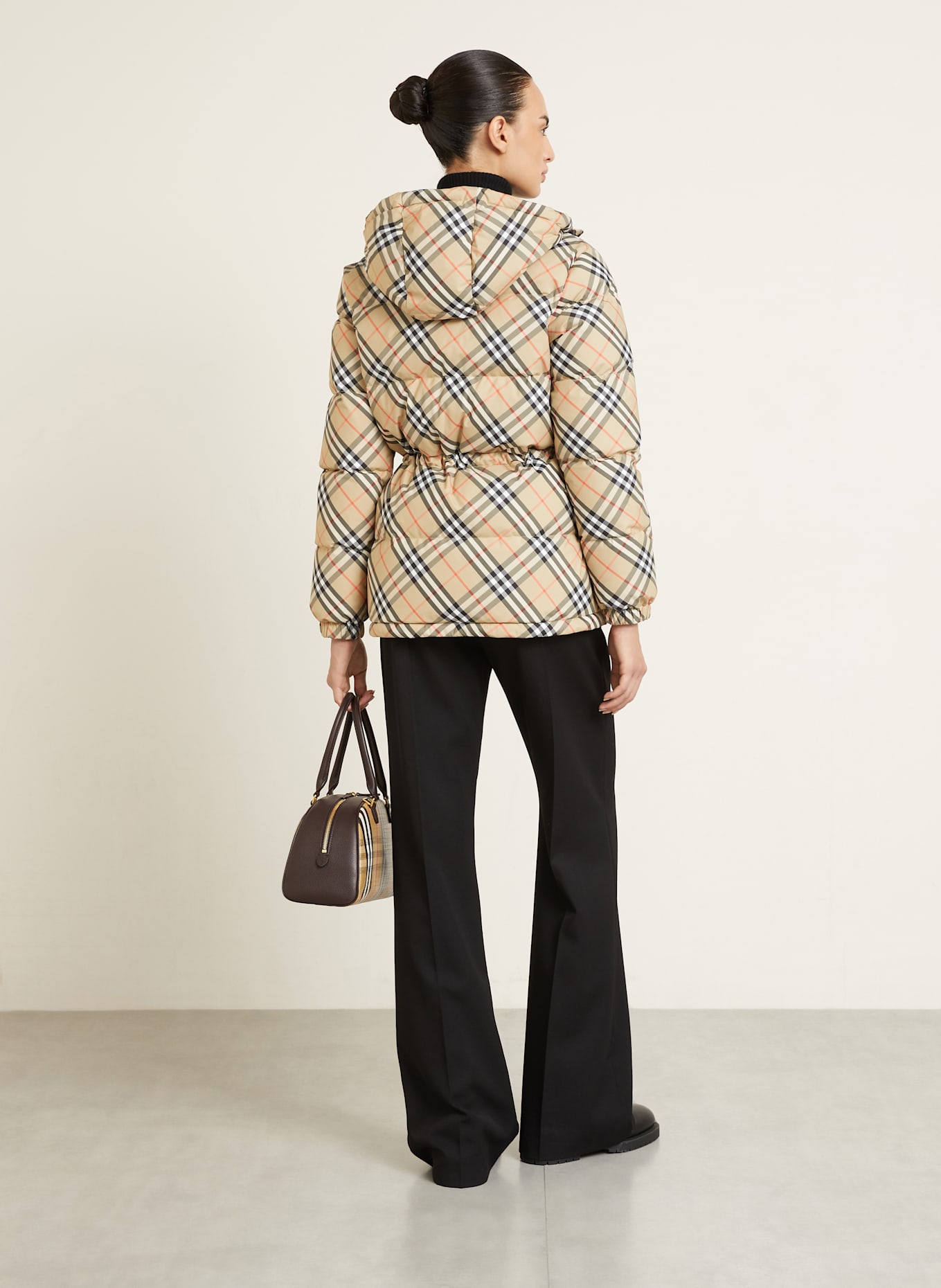 BURBERRY Daunenjacke: BEIGE / SCHWARZ / ROT