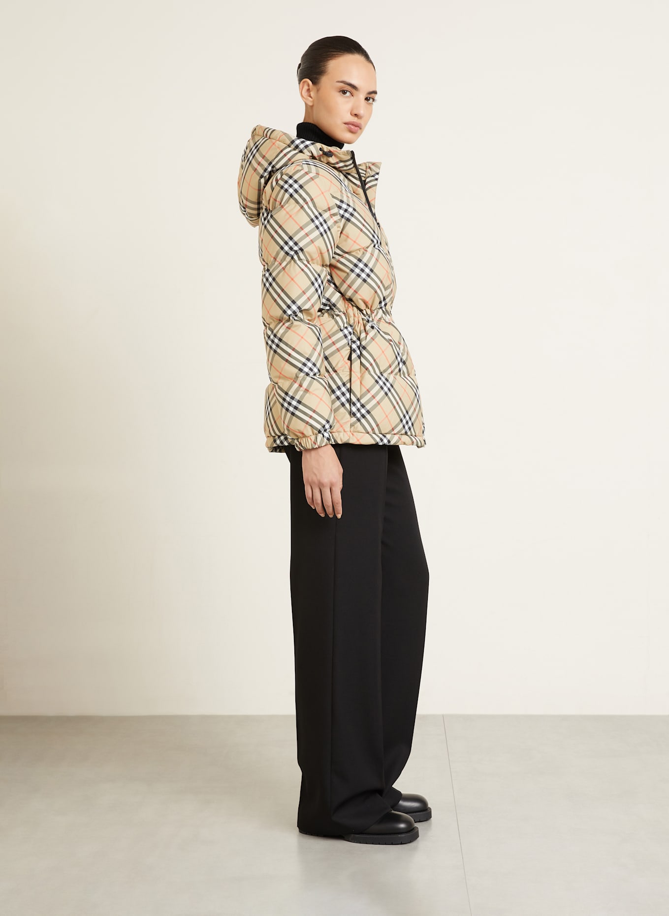 BURBERRY Daunenjacke: BEIGE / SCHWARZ / ROT