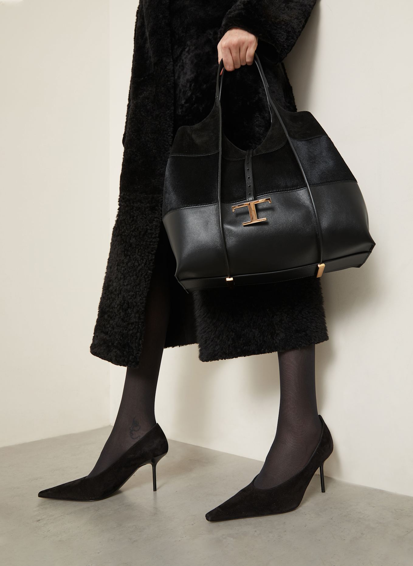 TOD'S Shopper: ČERNÁ